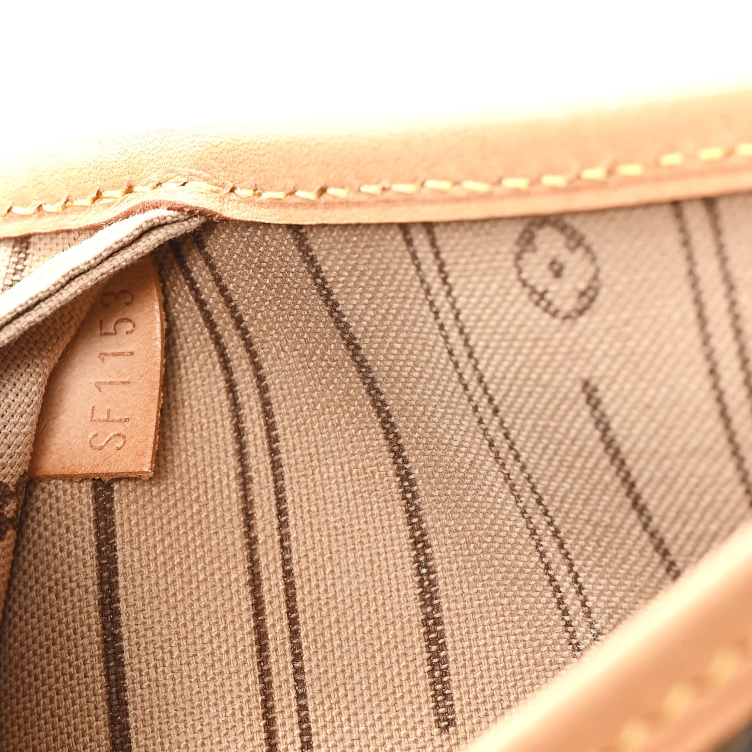 Monogram Neverfull MM - Image 13