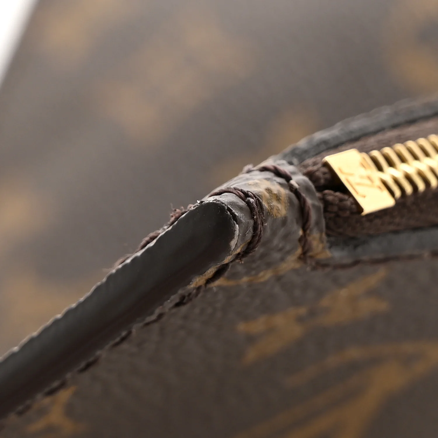 Monogram Neverfull MM GM Pochette - Image 7