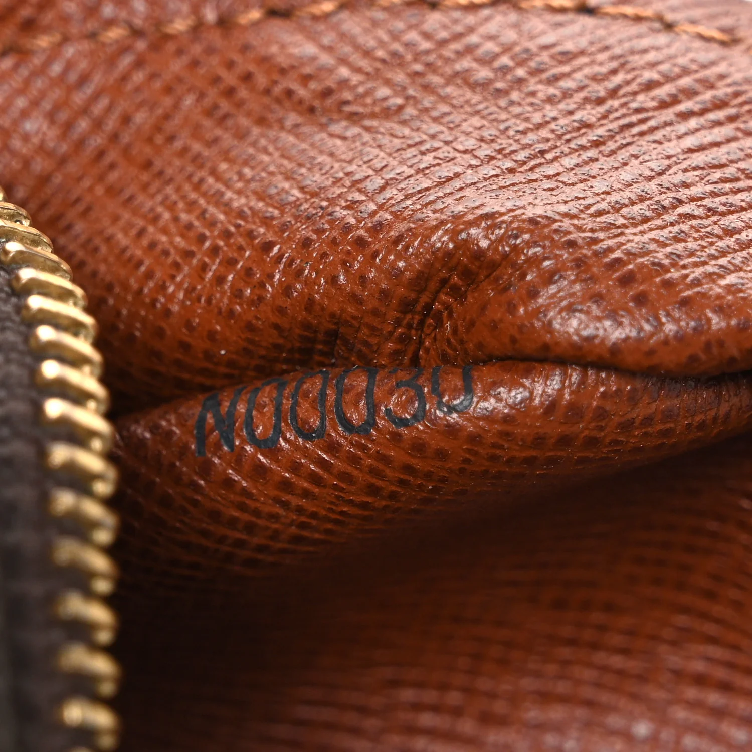 Monogram Nil 28 - Image 7