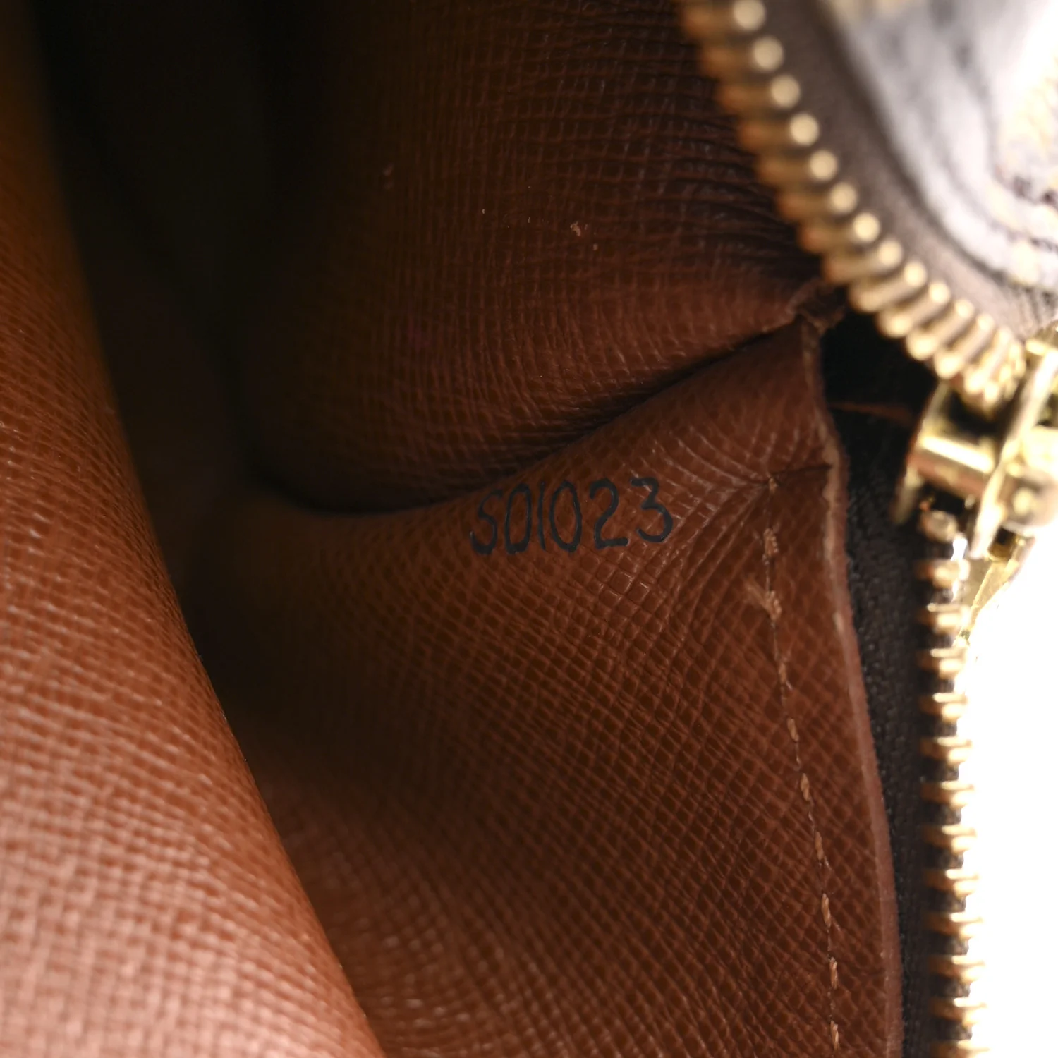 Monogram Papillon 26 - Image 7