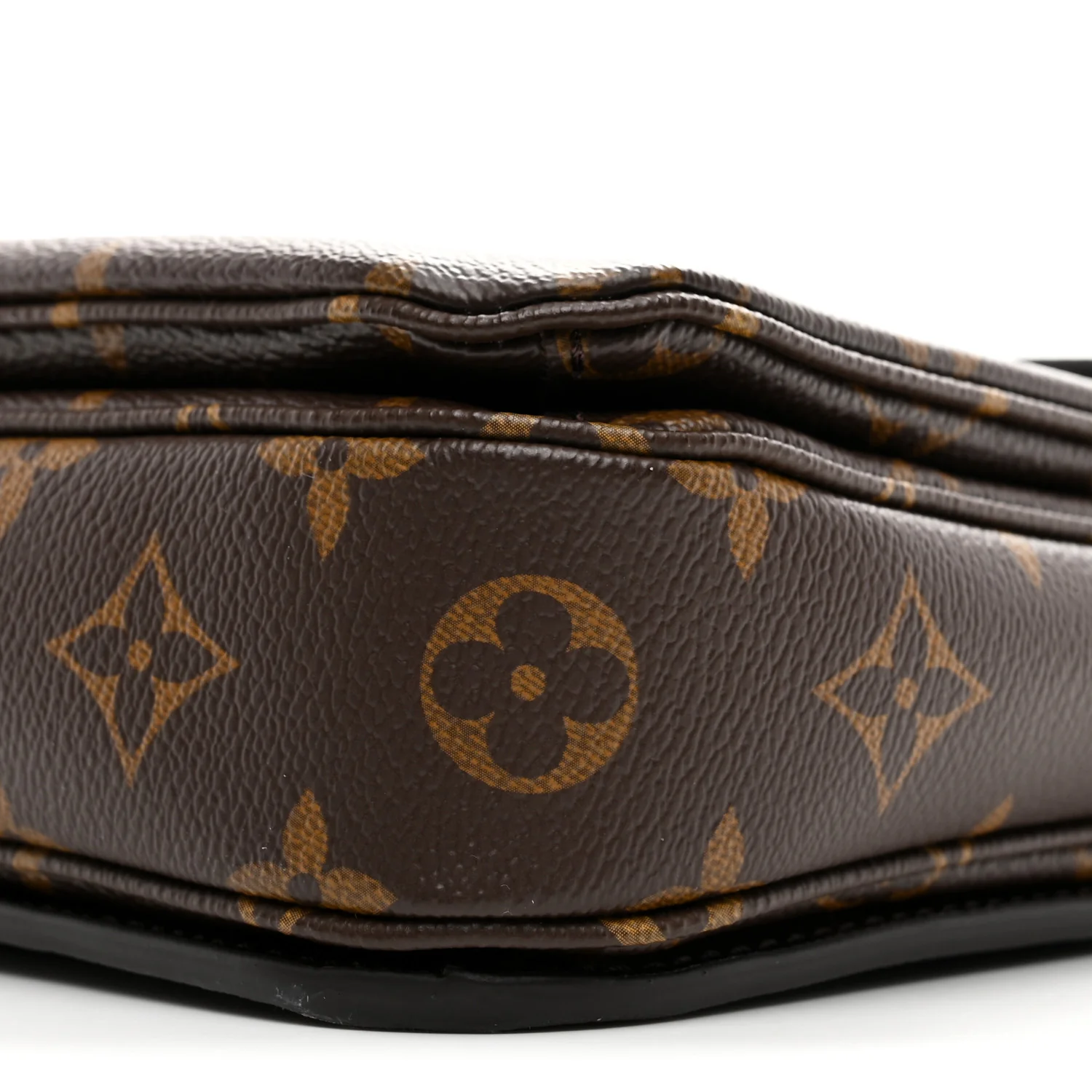 Monogram Pochette Metis - Image 11