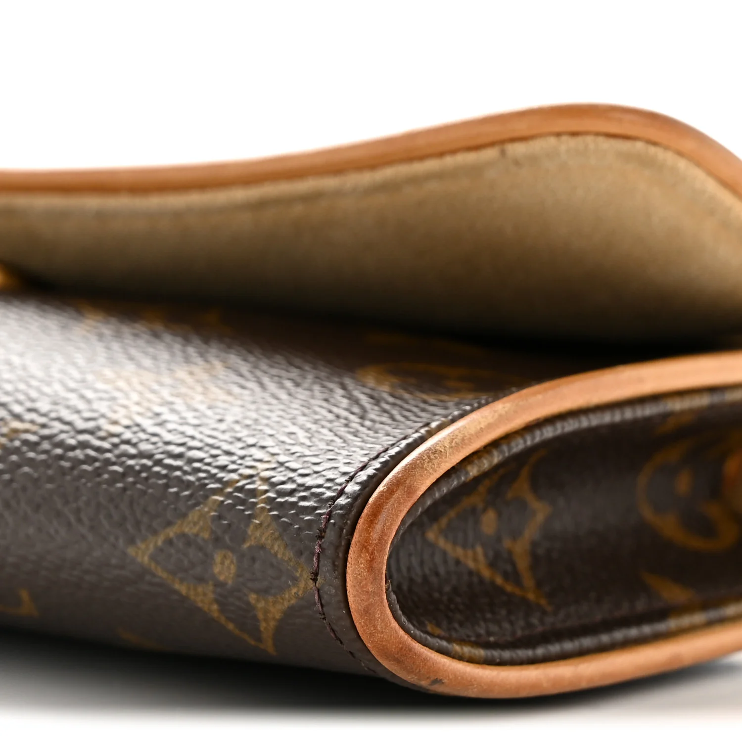 Monogram Pochette Twin PM - Image 10