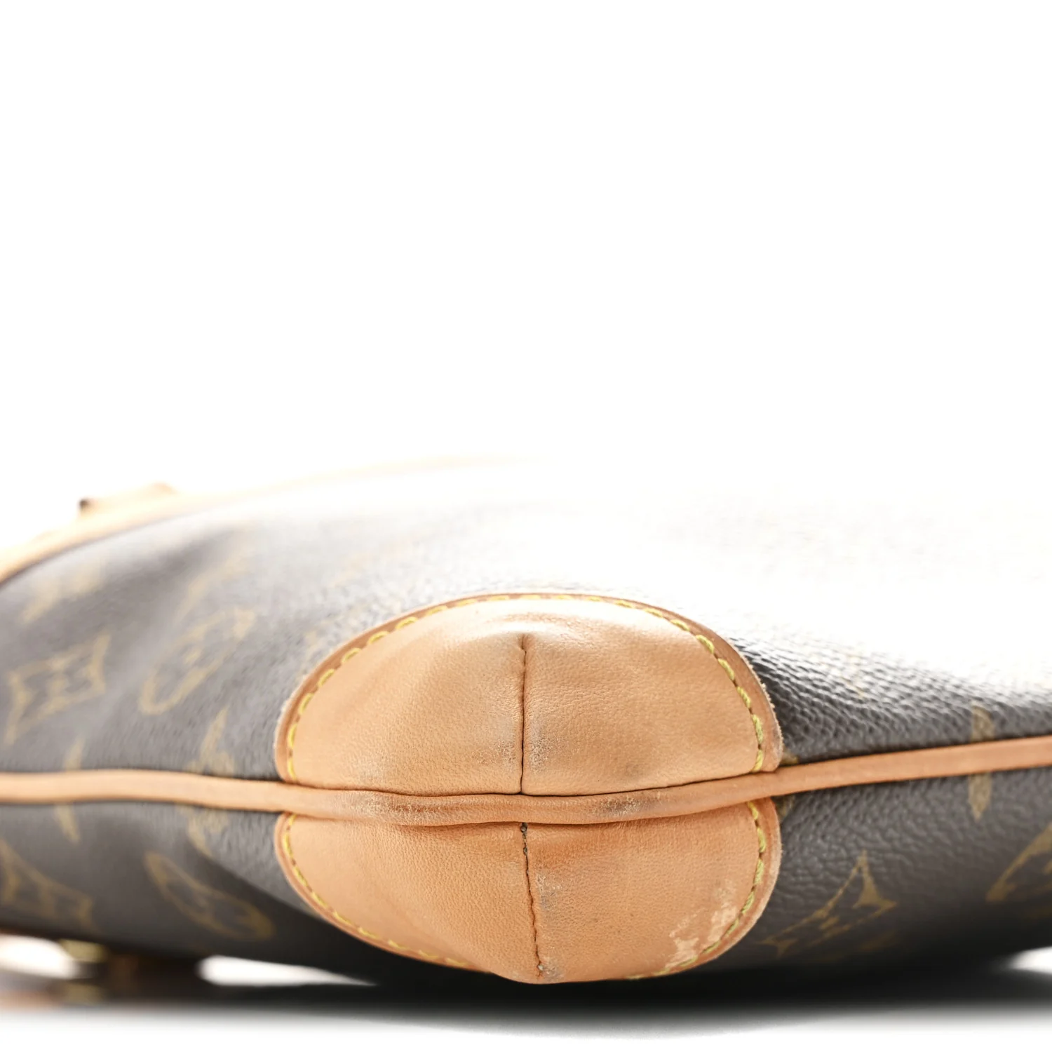 Monogram Sac GM Coussin - Image 8