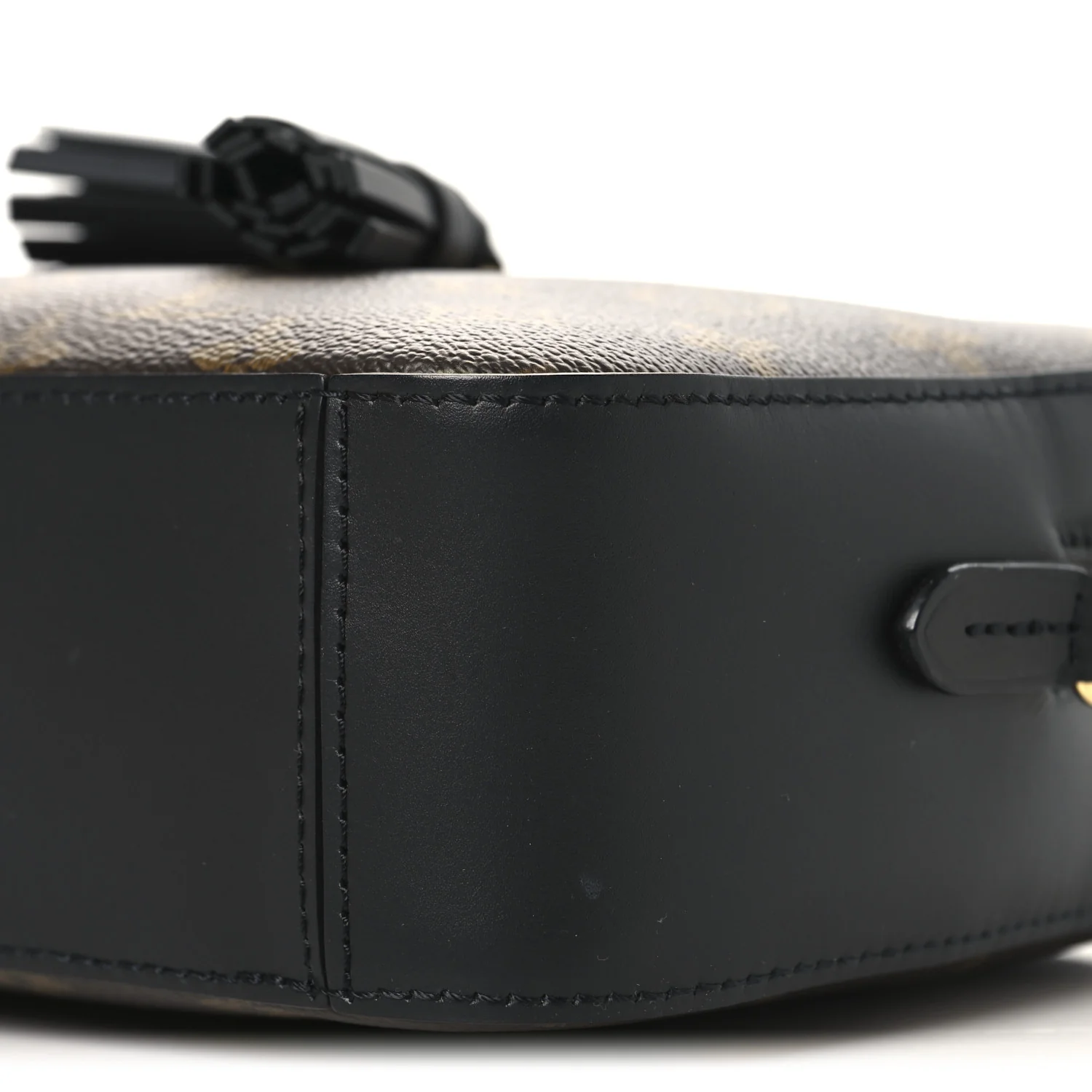 Monogram Saintonge Black - Image 9