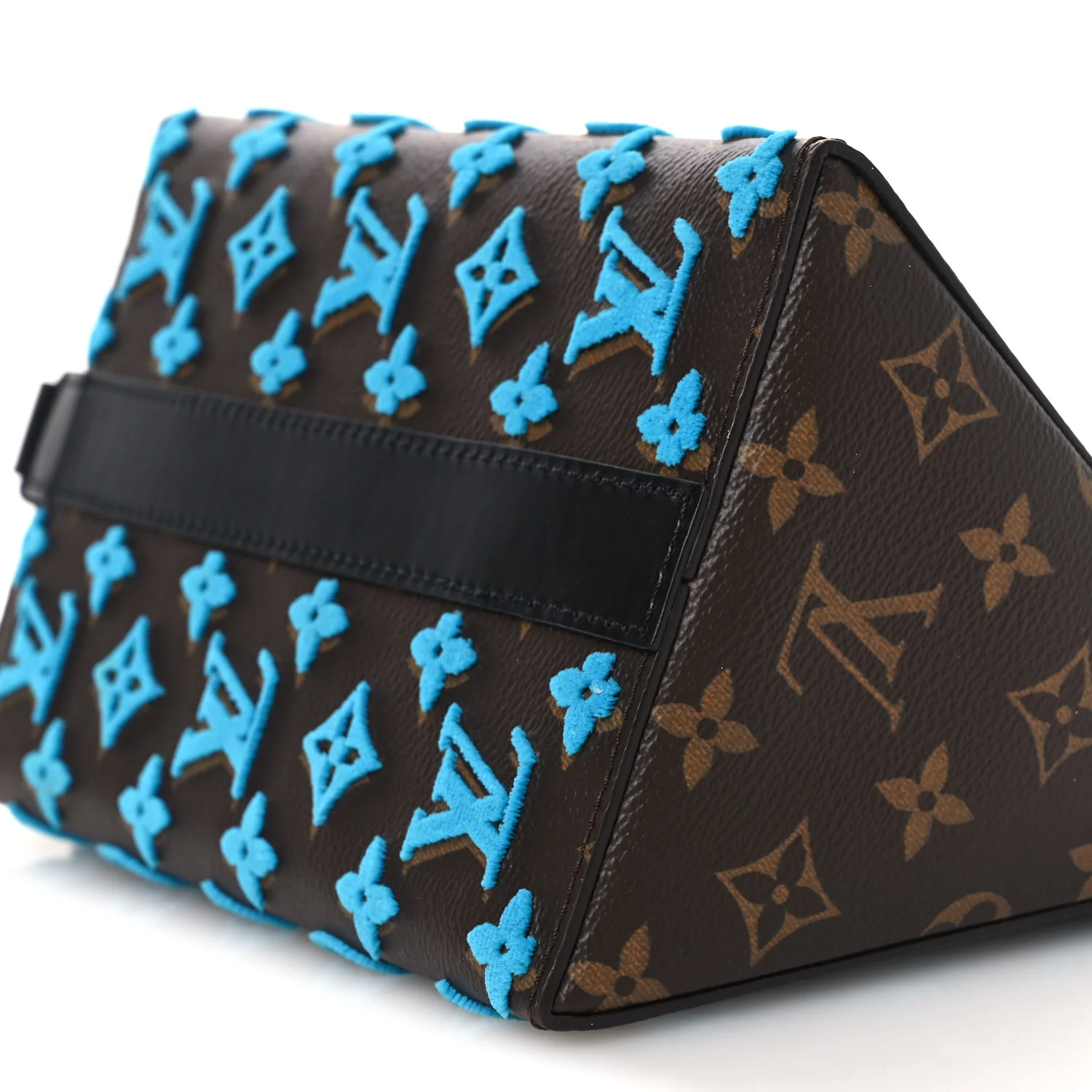 Monogram Tuffetage Triangle Messenger Turquoise - Image 10