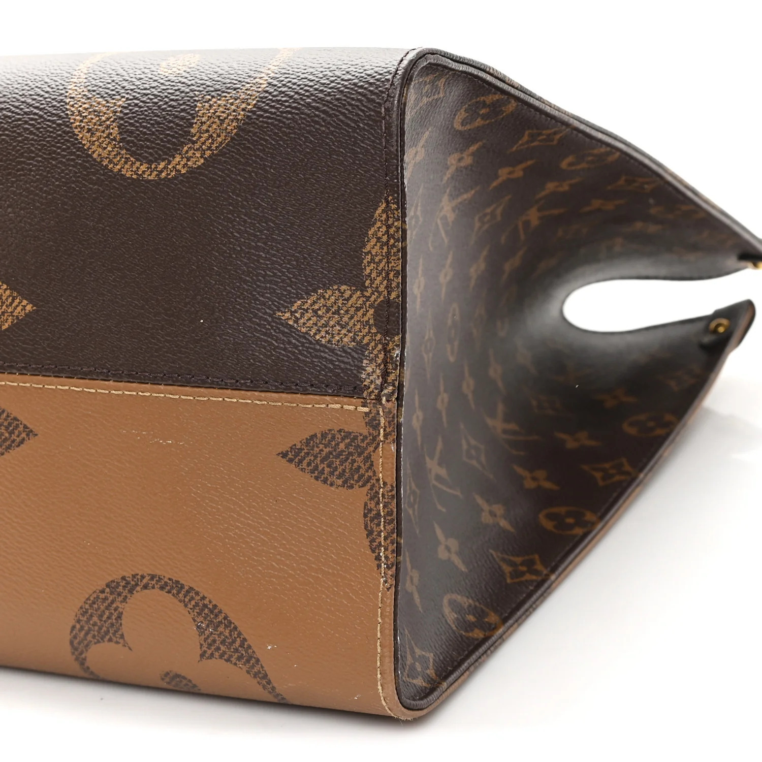 Reverse Monogram Giant Onthego GM - Image 8