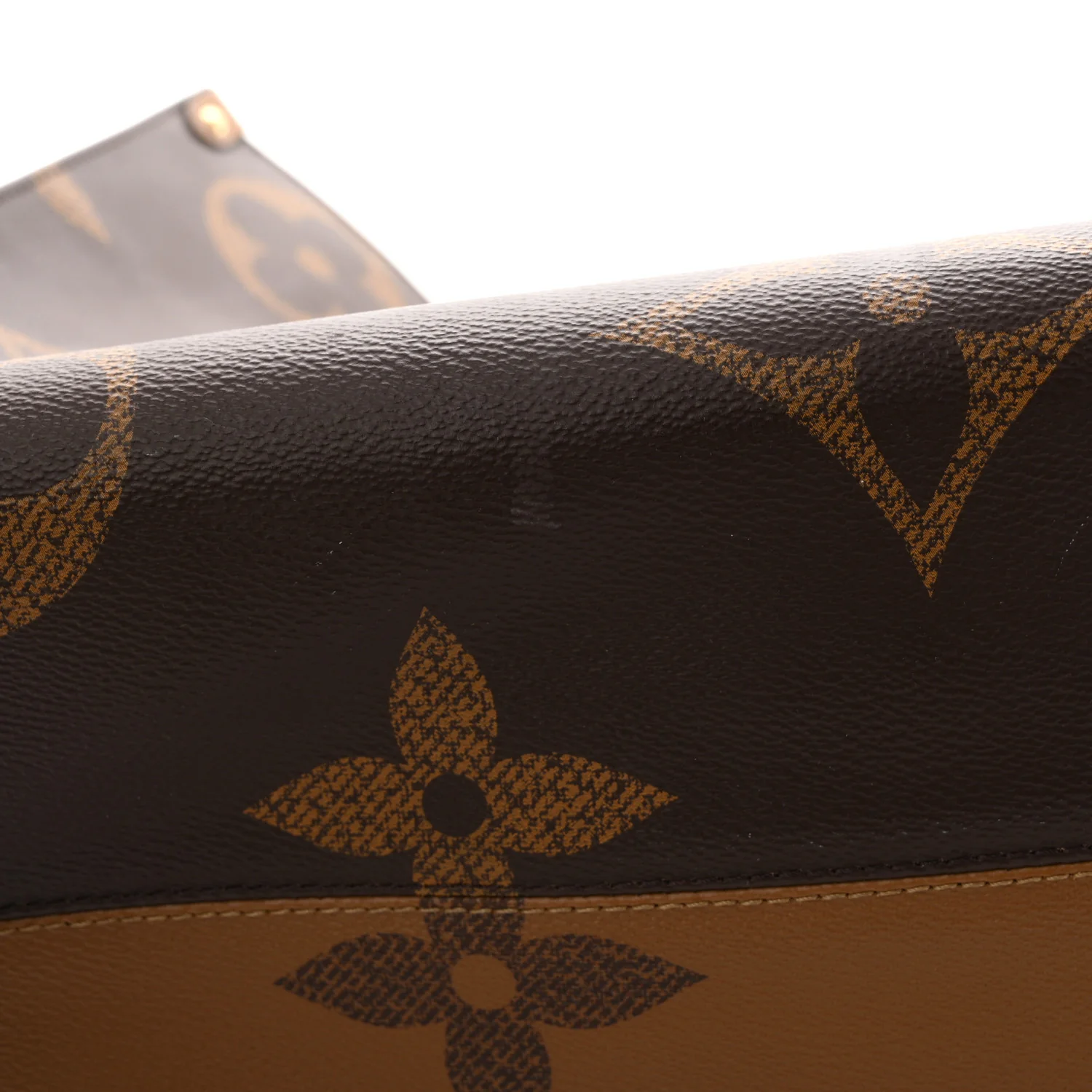 Reverse Monogram Giant Onthego GM - Image 13