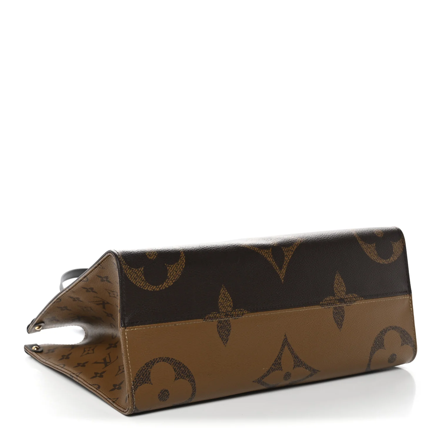 Reverse Monogram Giant Onthego MM - Image 4