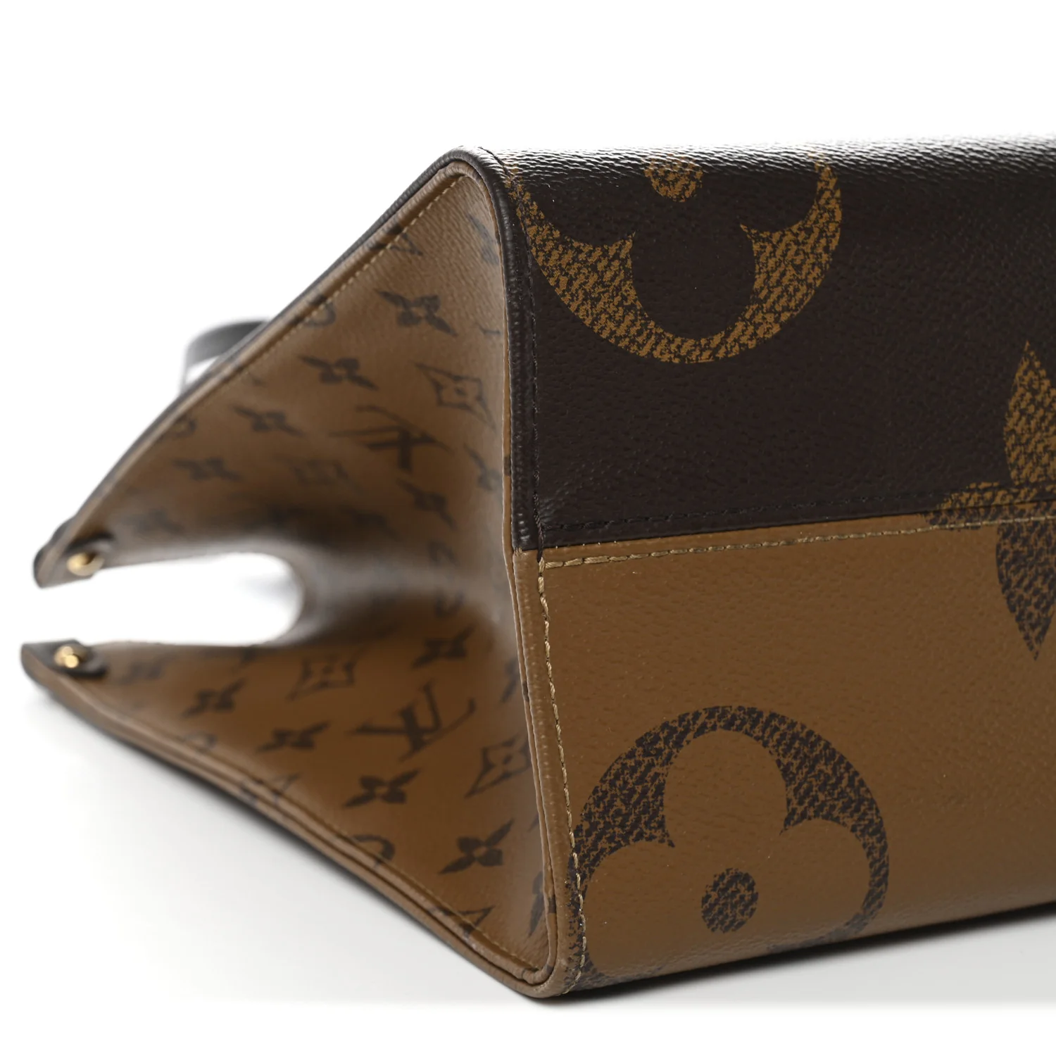 Reverse Monogram Giant Onthego MM - Image 8