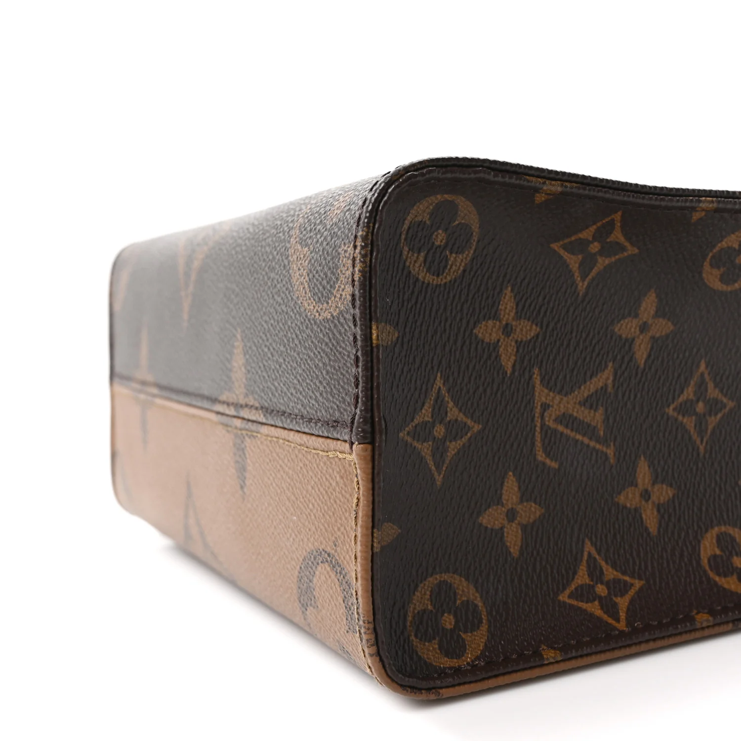 Reverse Monogram Giant Onthego PM - Image 10