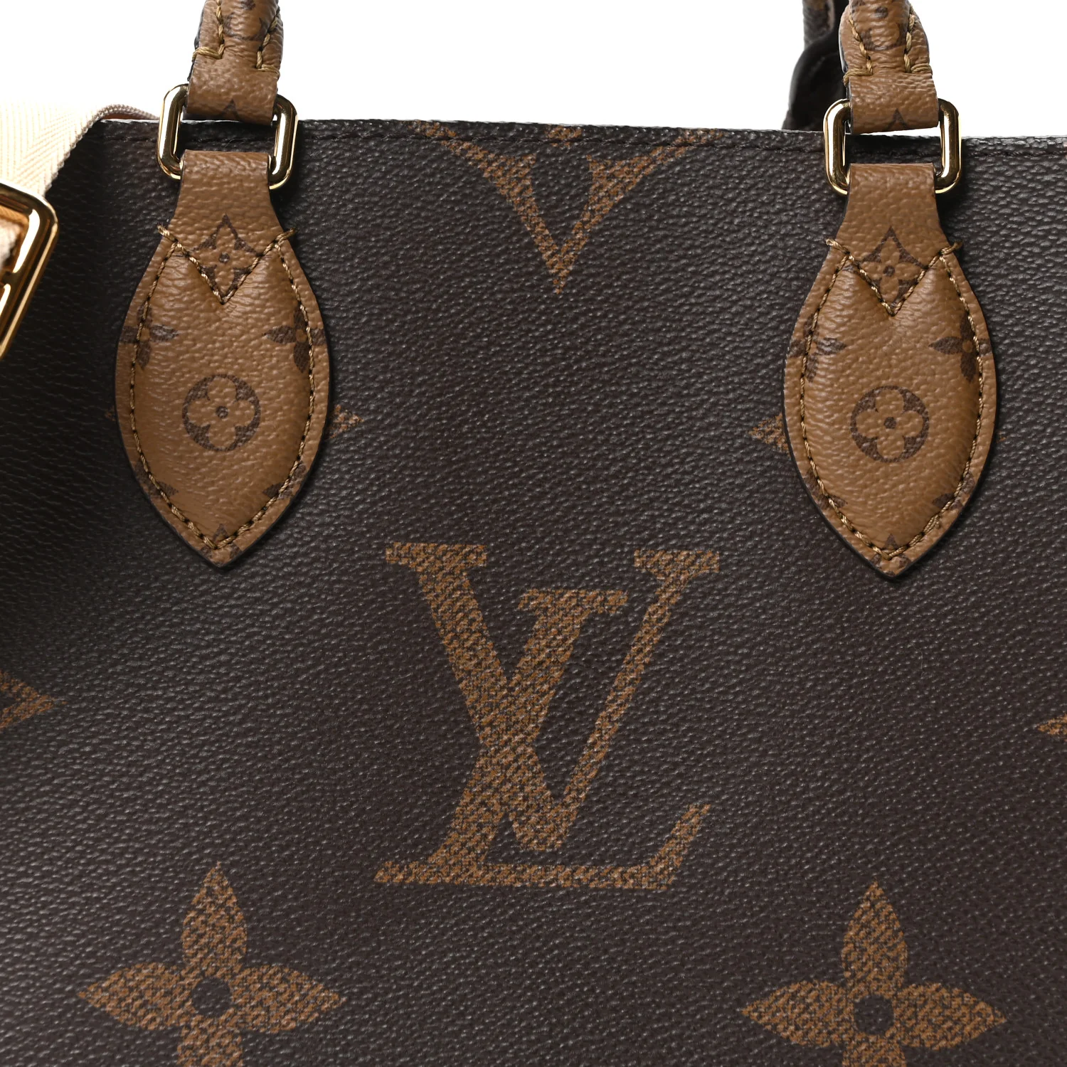 Reverse Monogram Giant Onthego PM - Image 8