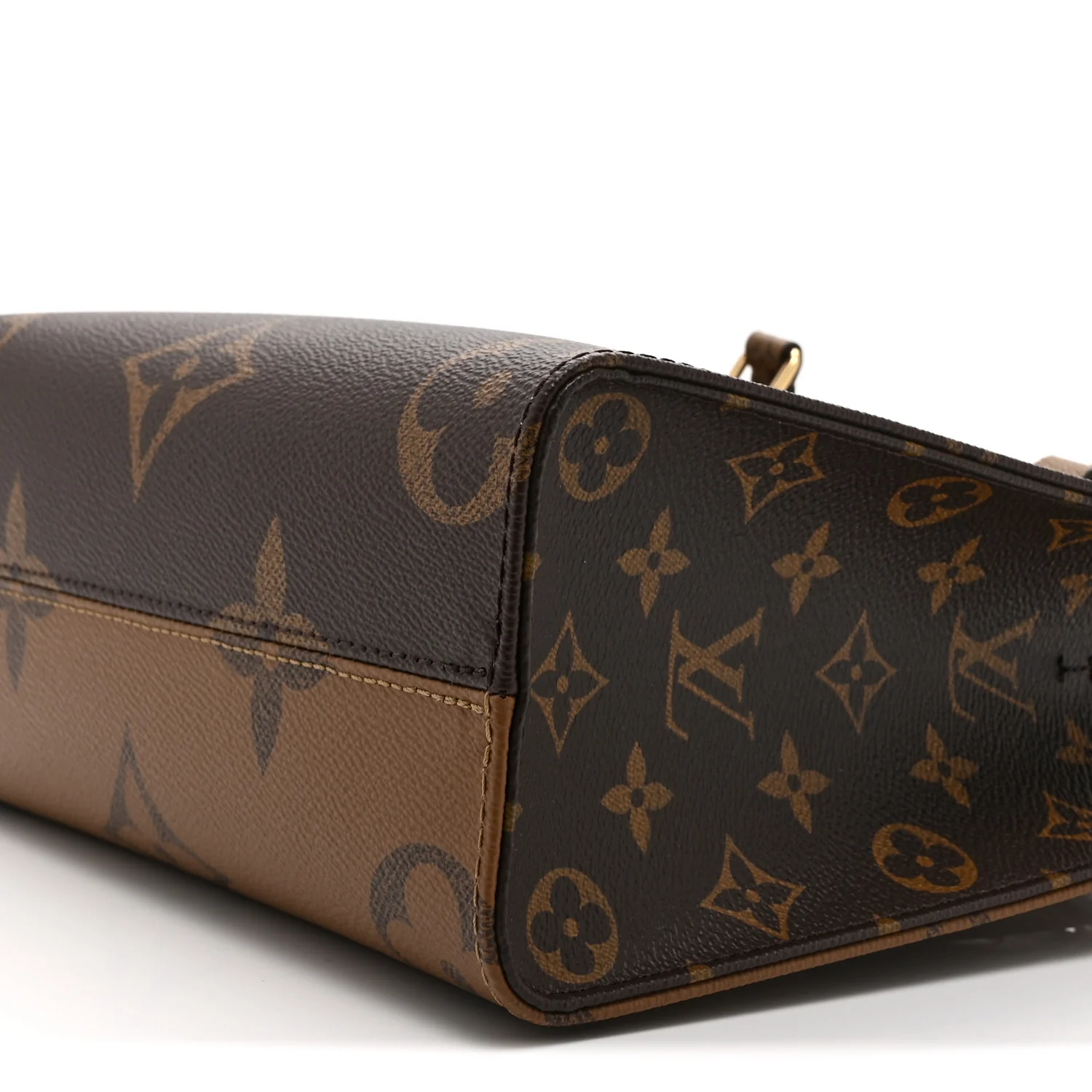 Reverse Monogram Giant Onthego PM - Image 9