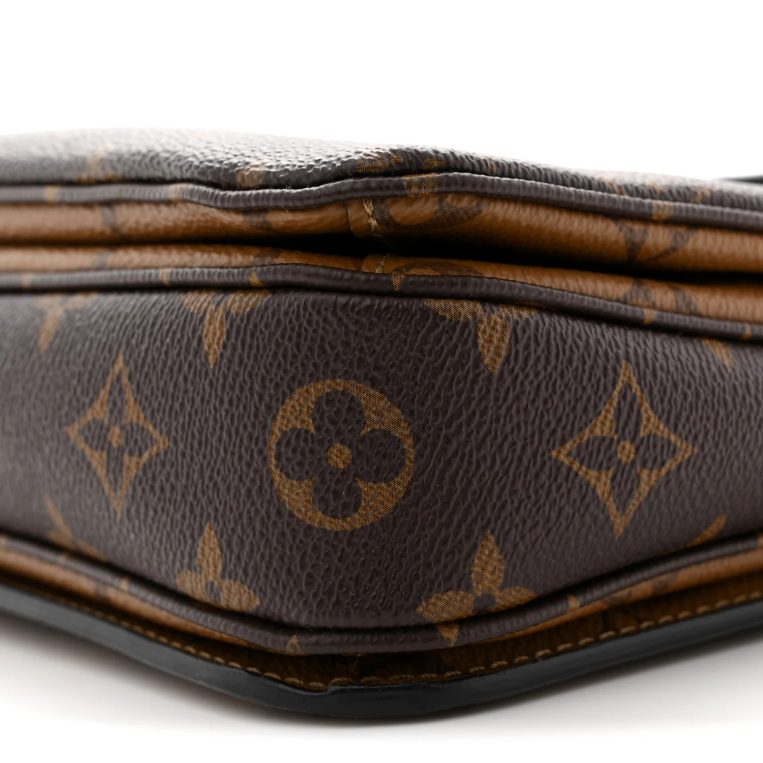 Reverse Monogram Pochette Metis - Image 9