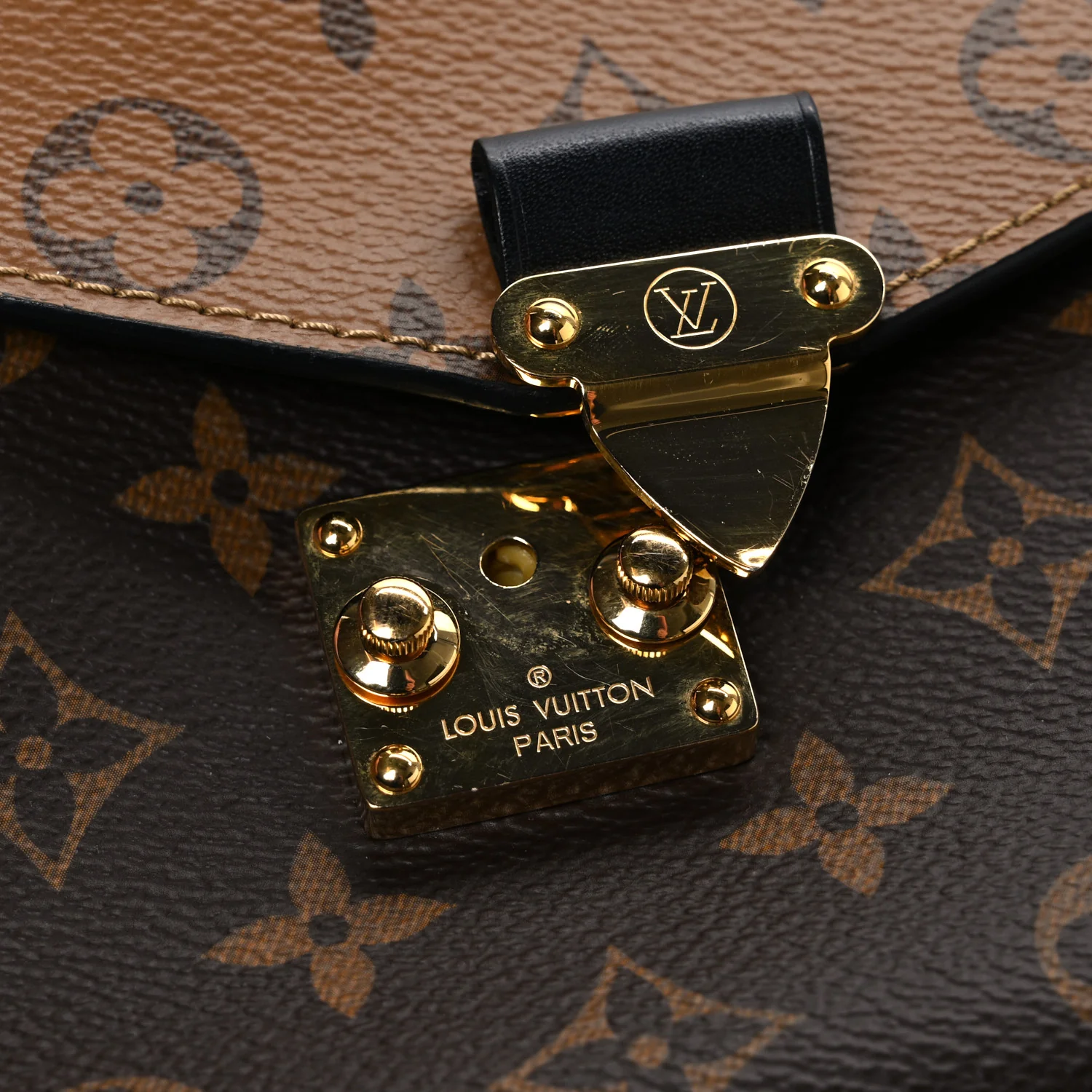 Reverse Monogram Pochette Metis - Image 10