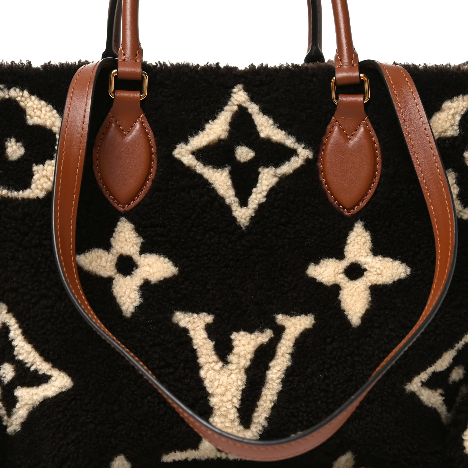Shearling Monogram Giant Teddy Onthego GM Black White - Image 6
