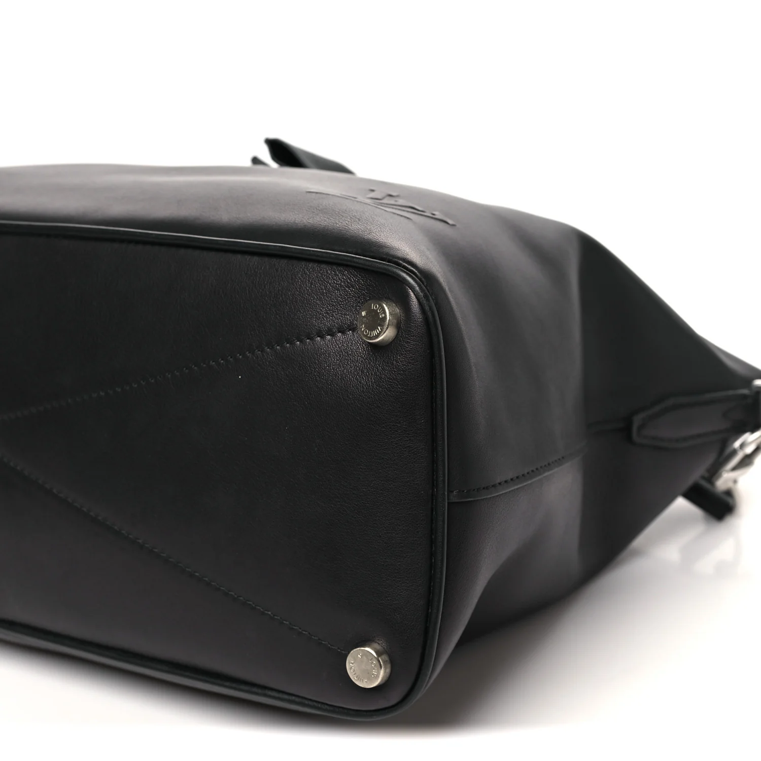 Smooth Millesime Calfskin Lockit MM Black - Image 9