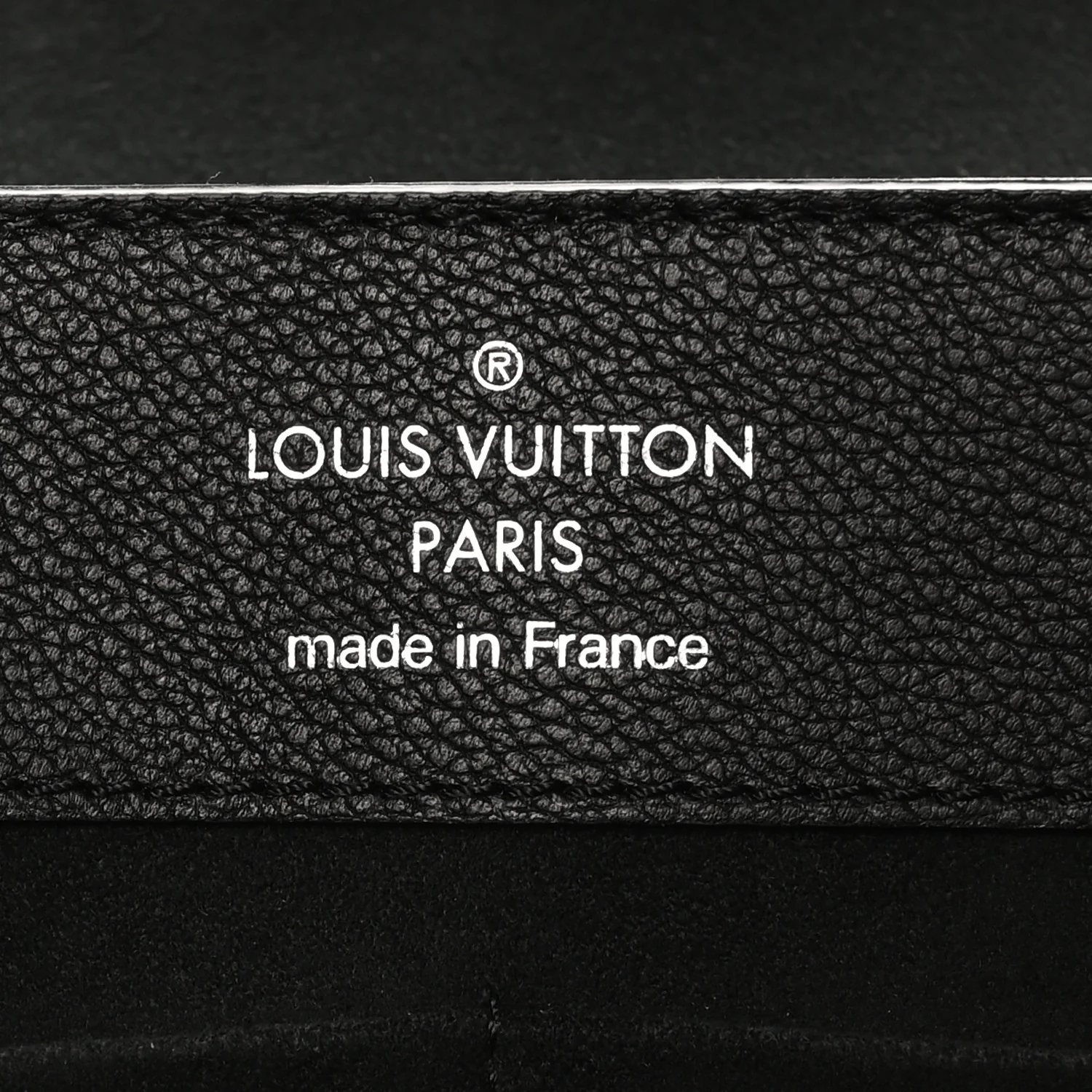 Soft Calfskin Lockme Ever MM Black - Image 6