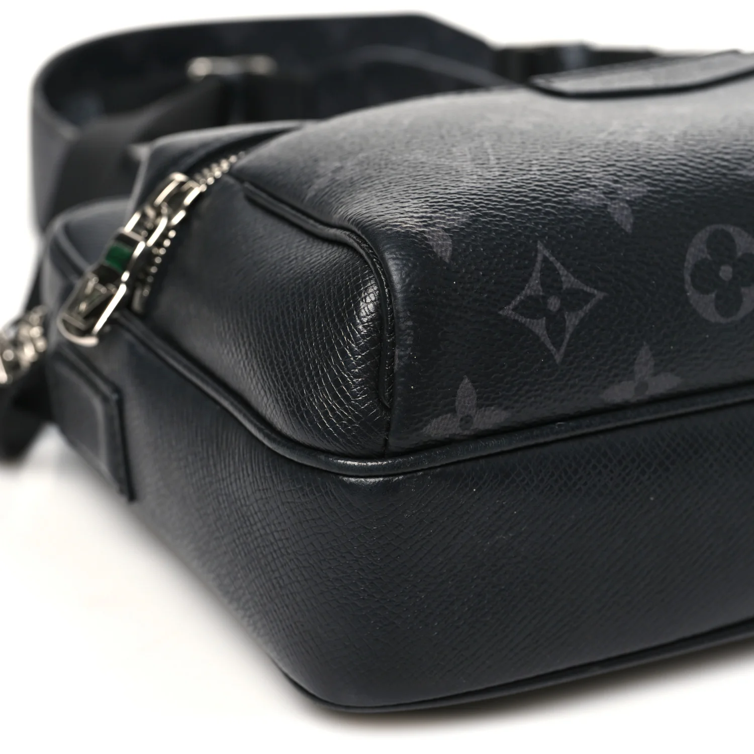 Taiga Monogram Eclipse Outdoor Messenger Black - Image 8