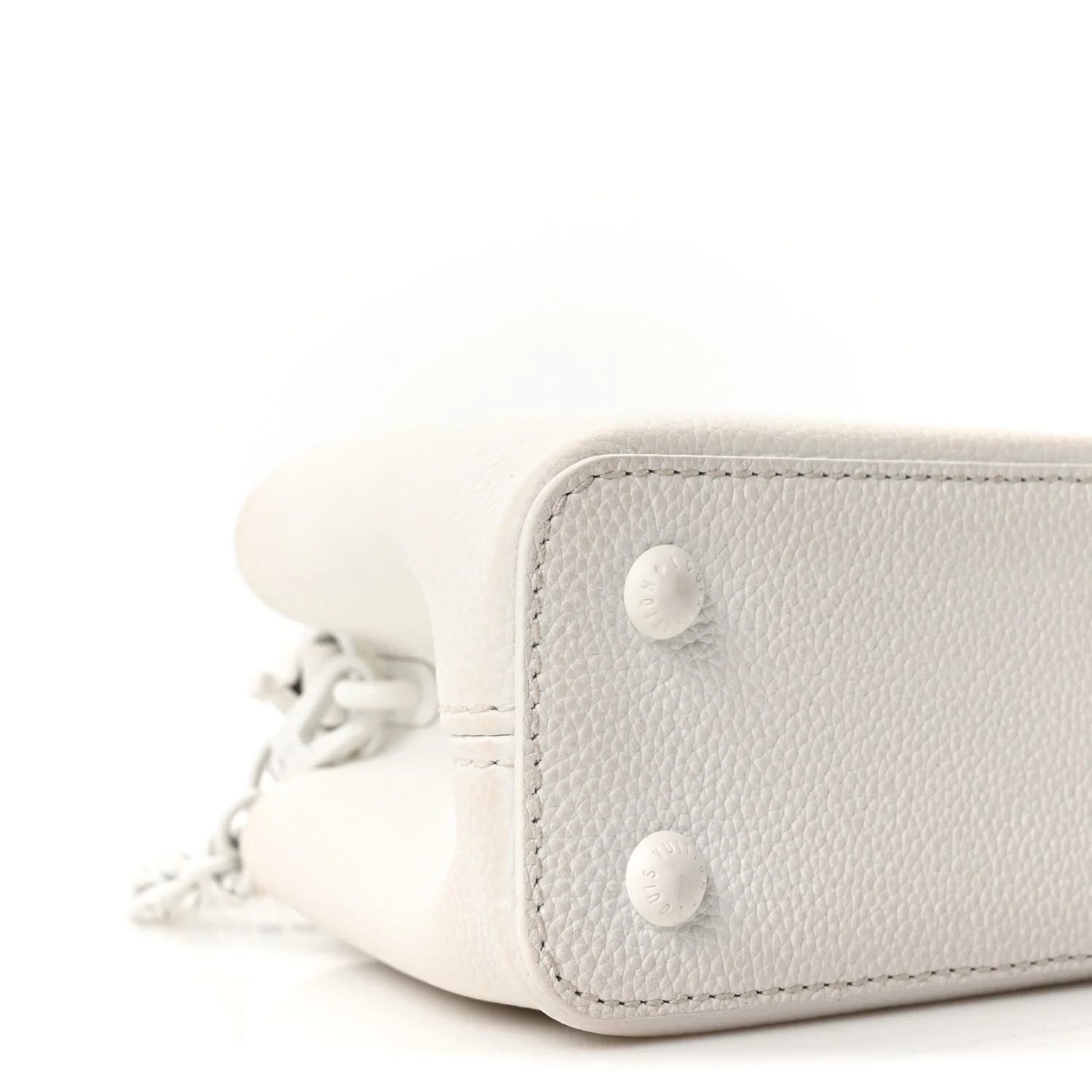 Taurillon Capucines East West Mini Optic White - Image 7