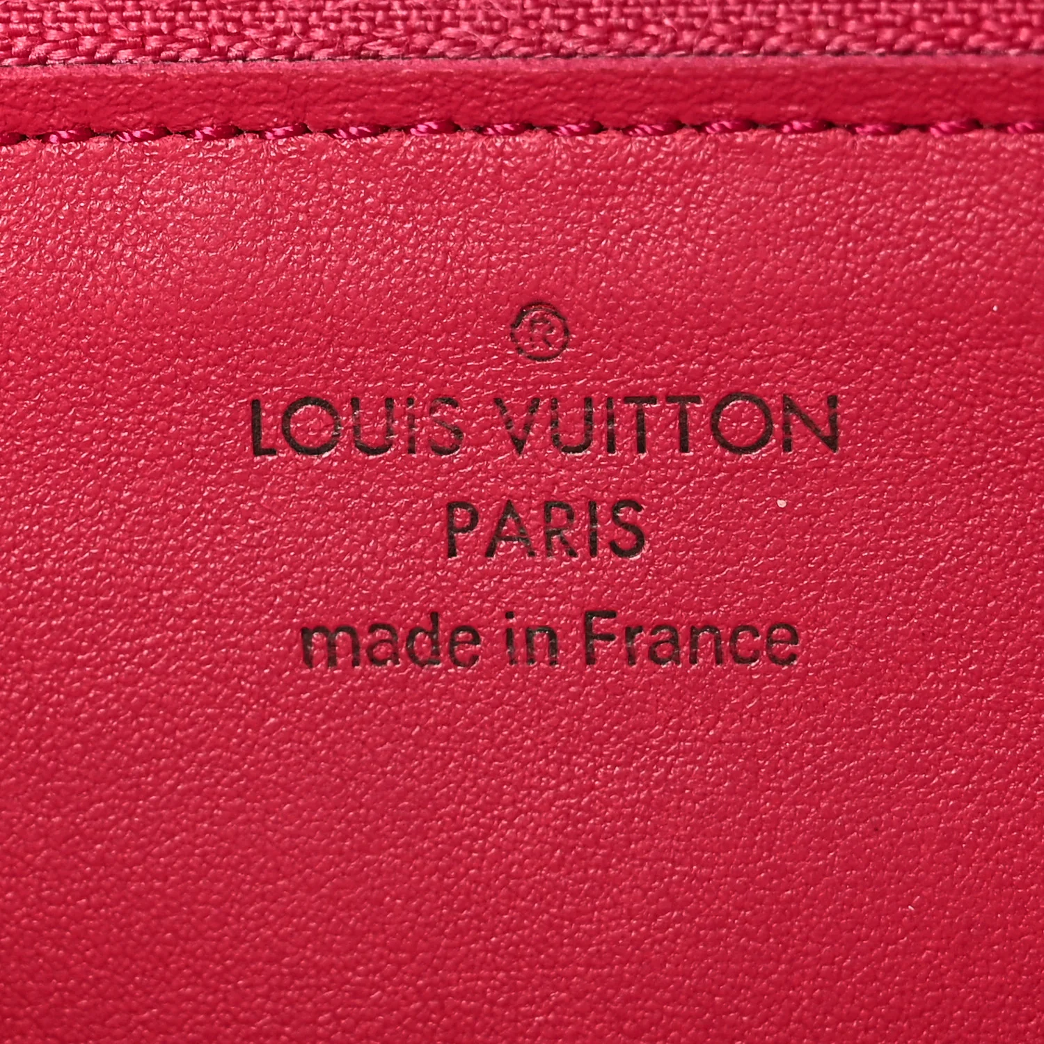 Taurillon Capucines Wallet Black - Image 6