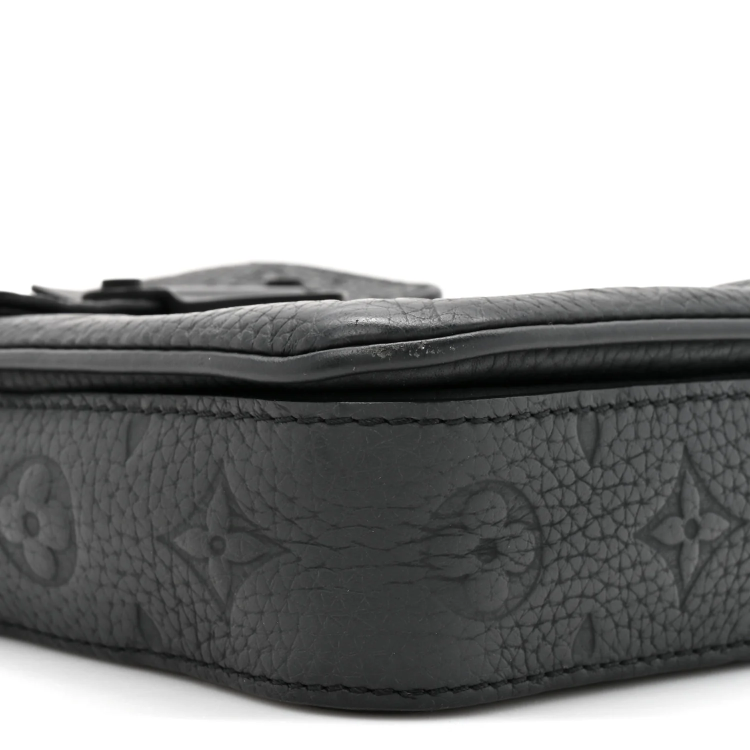 Taurillon Monogram S Lock Wearable Wallet Black - Image 10