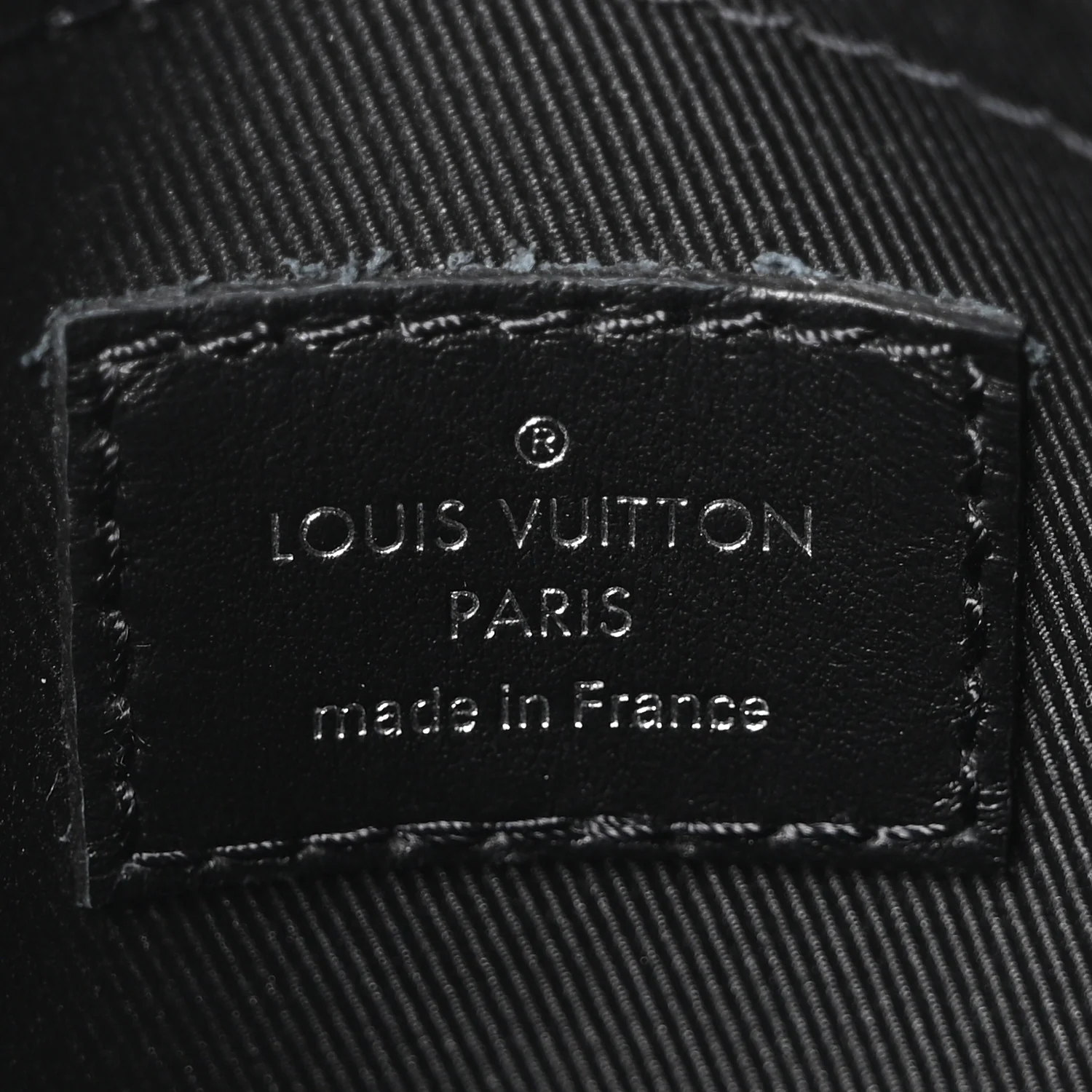 Taurillon Monogram Steamer Messenger Black - Image 6
