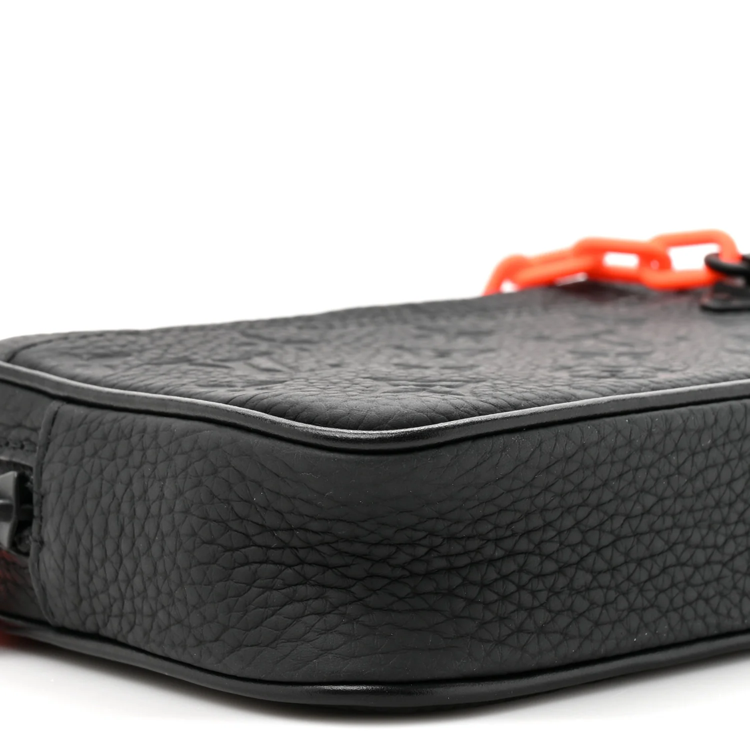Taurillon Monogram Uniformes Solar Ray Soft Pochette Volga Belt Bag Black - Image 9