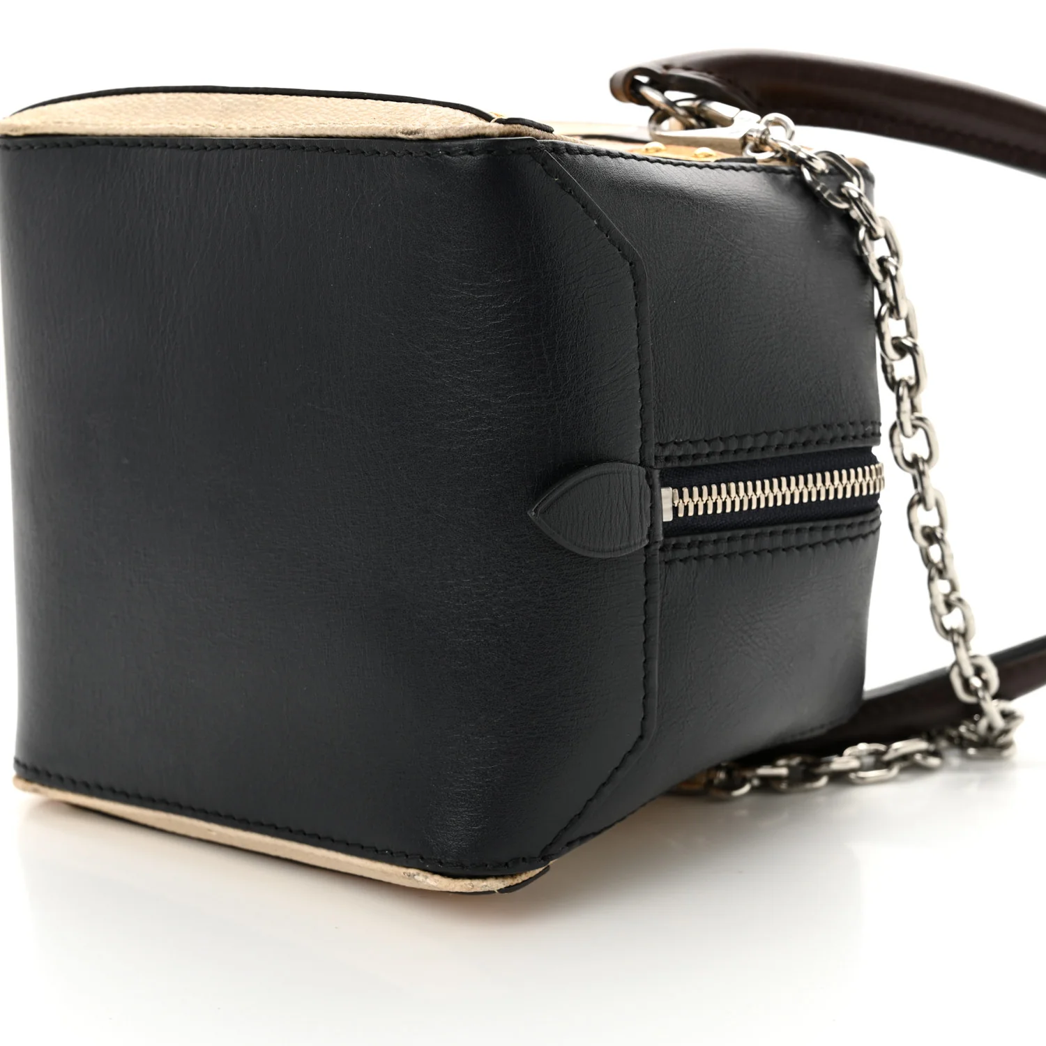Transformed Canvas Time Trunk Square Bag - Image 9