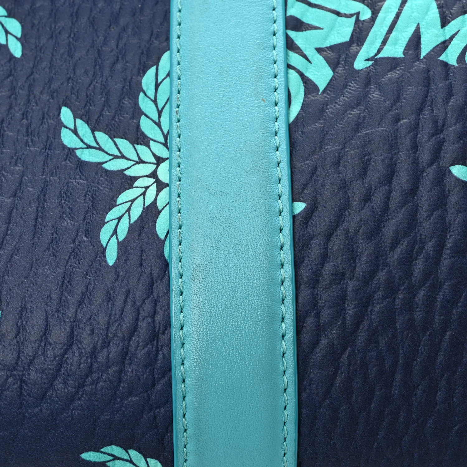 Visetos Small Ella Palm Boston Bag Ceramic - Image 10