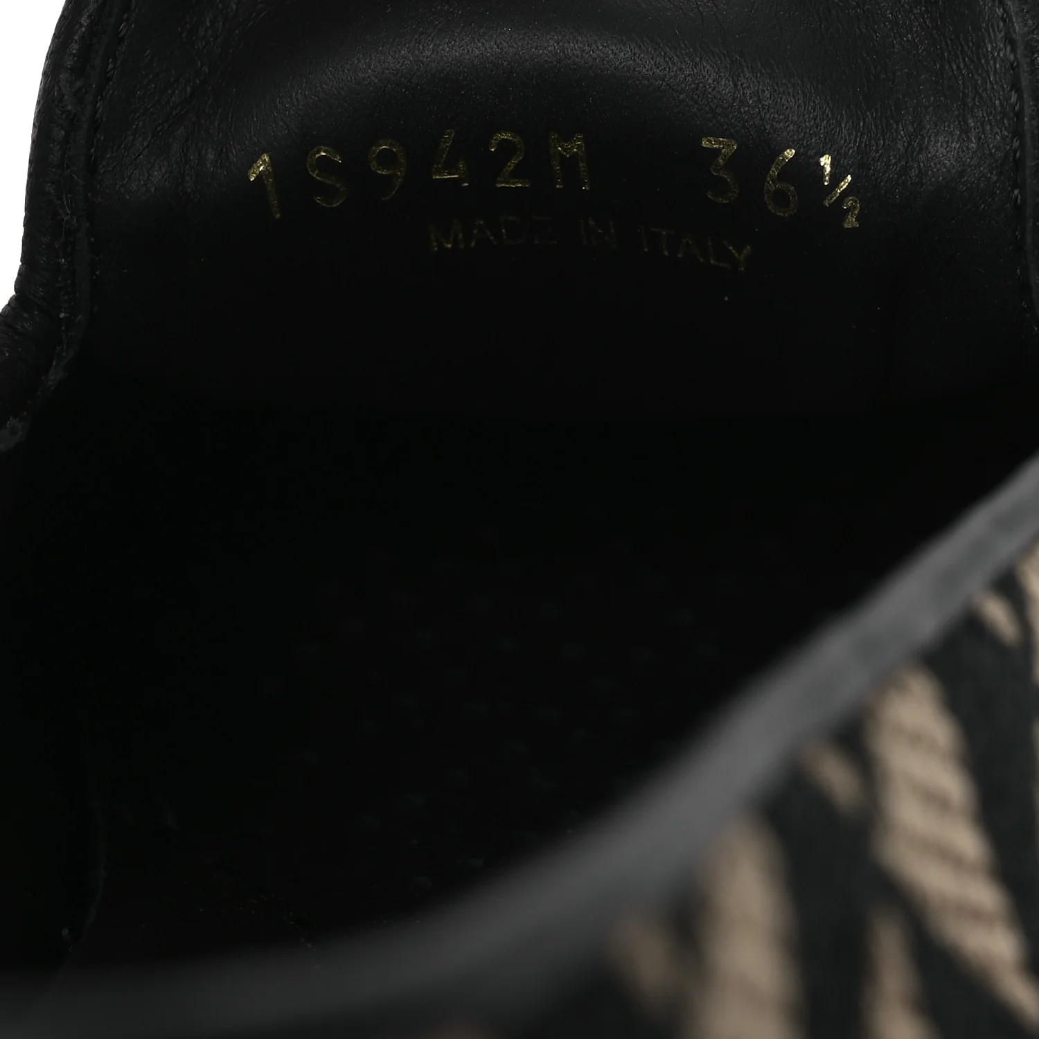 Jacquard Trianglolo Symbole Embroidered Metal Triangle Logo Slip On Sneakers 36.5 Corda Black - Image 11