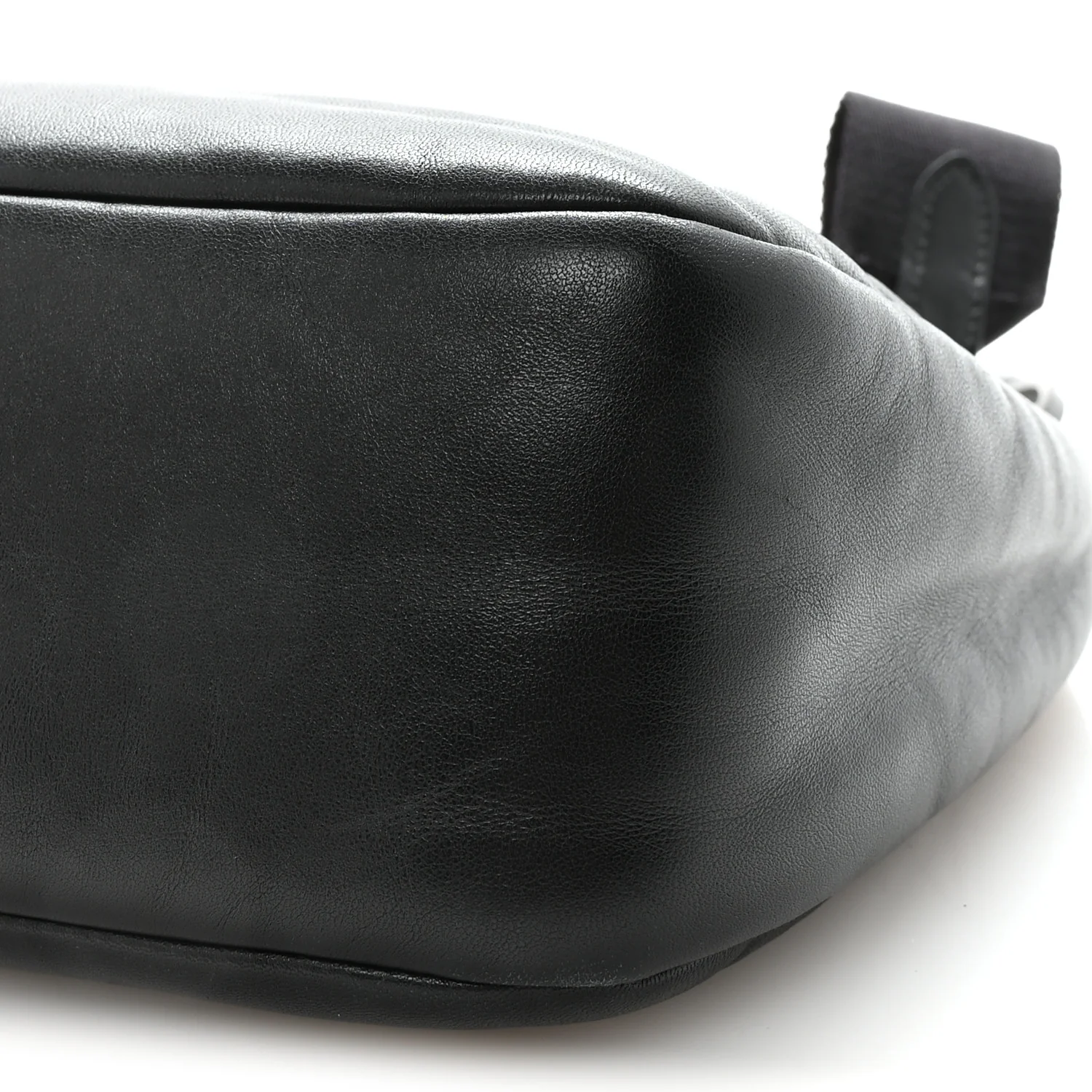 Nappa Soft Padded Re-Edition 2005 Shoulder Bag Black - Image 9