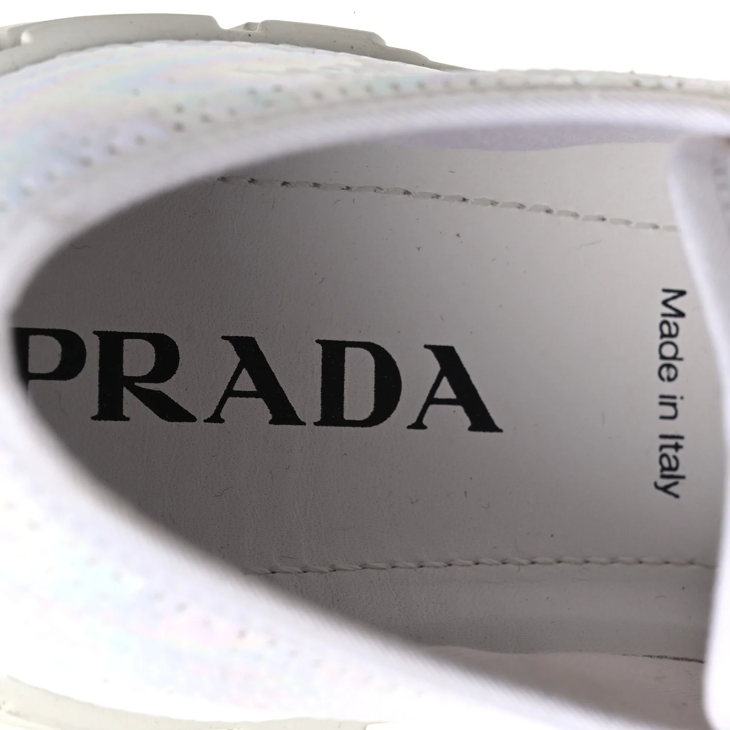 Paillettes Triangle Logo Double Wheel 50mm Sneakers 38.5 White - Image 9