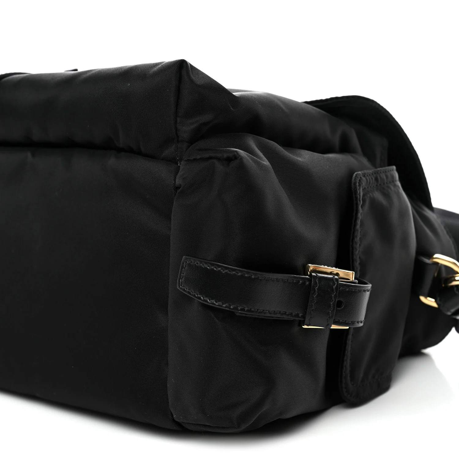 Re-Nylon Large Explore Messenger Bag Black - Image 10