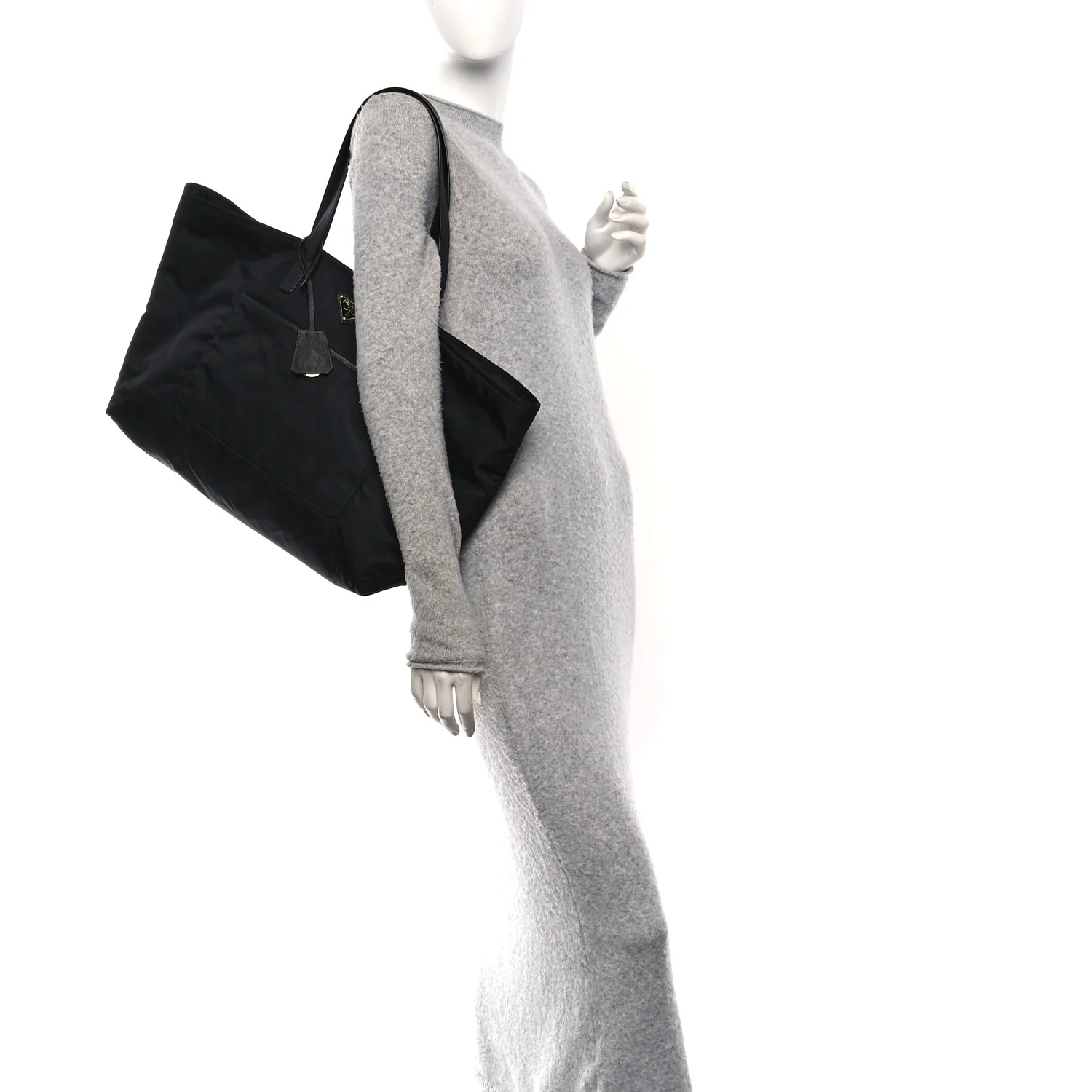 Re-Nylon Saffiano Triangle Re-Edition 1978 Medium Tote Black - Image 2