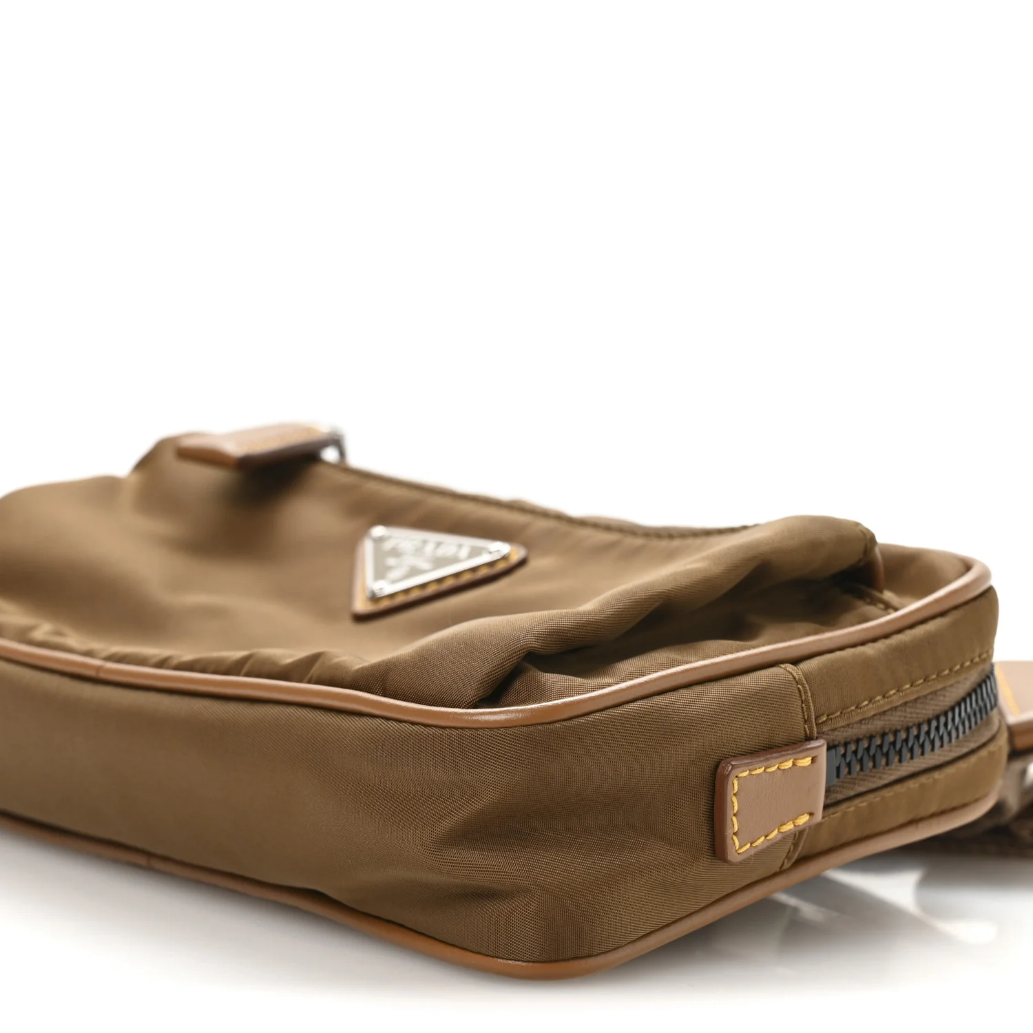 Re-Nylon Spazzolato Belt Bag  Sughero - Image 8