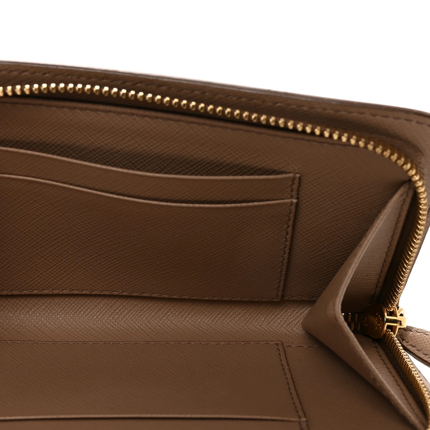 Saffiano Chain Wallet Cammeo - Image 5