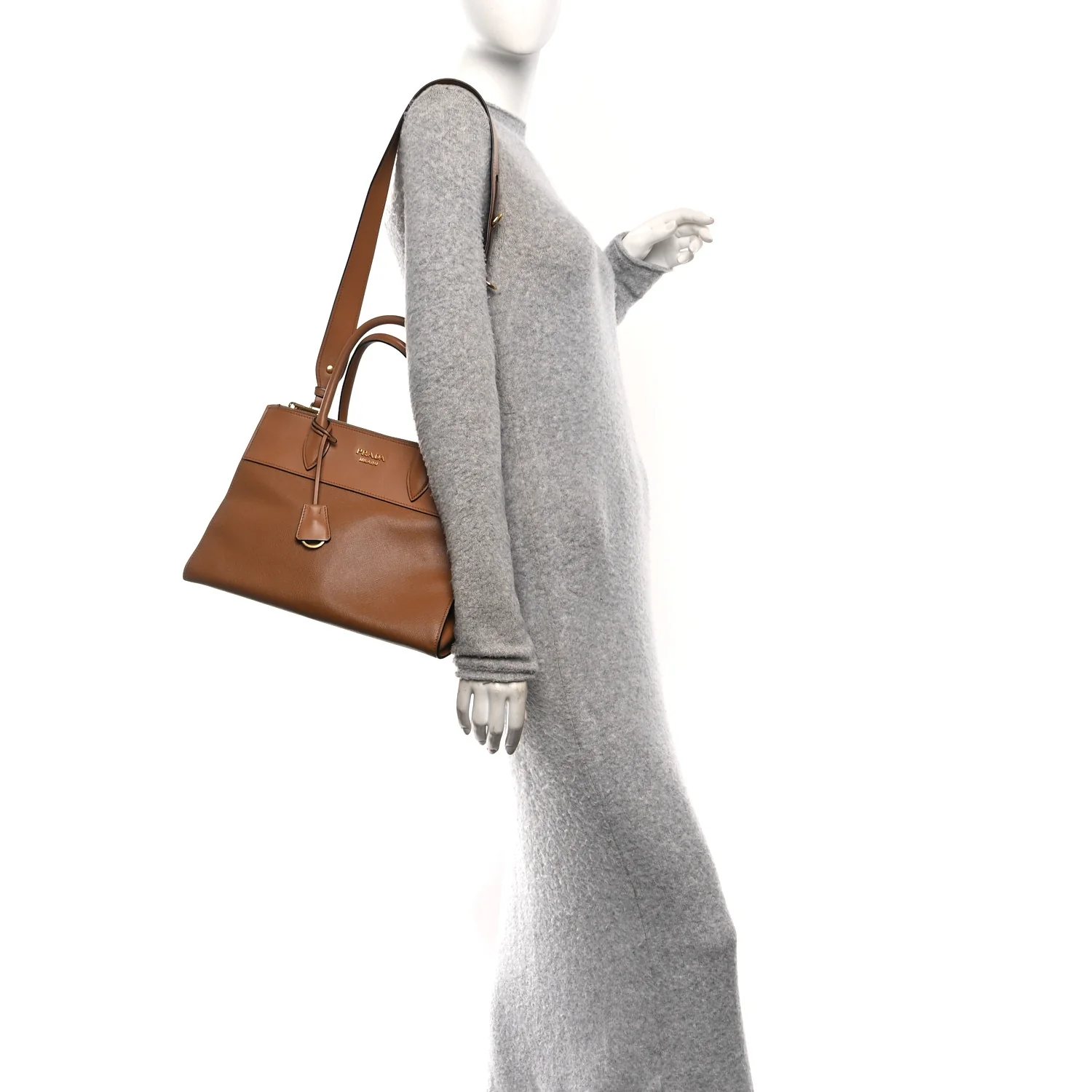Saffiano City Calf Medium Esplanade Tote Caramel - Image 2