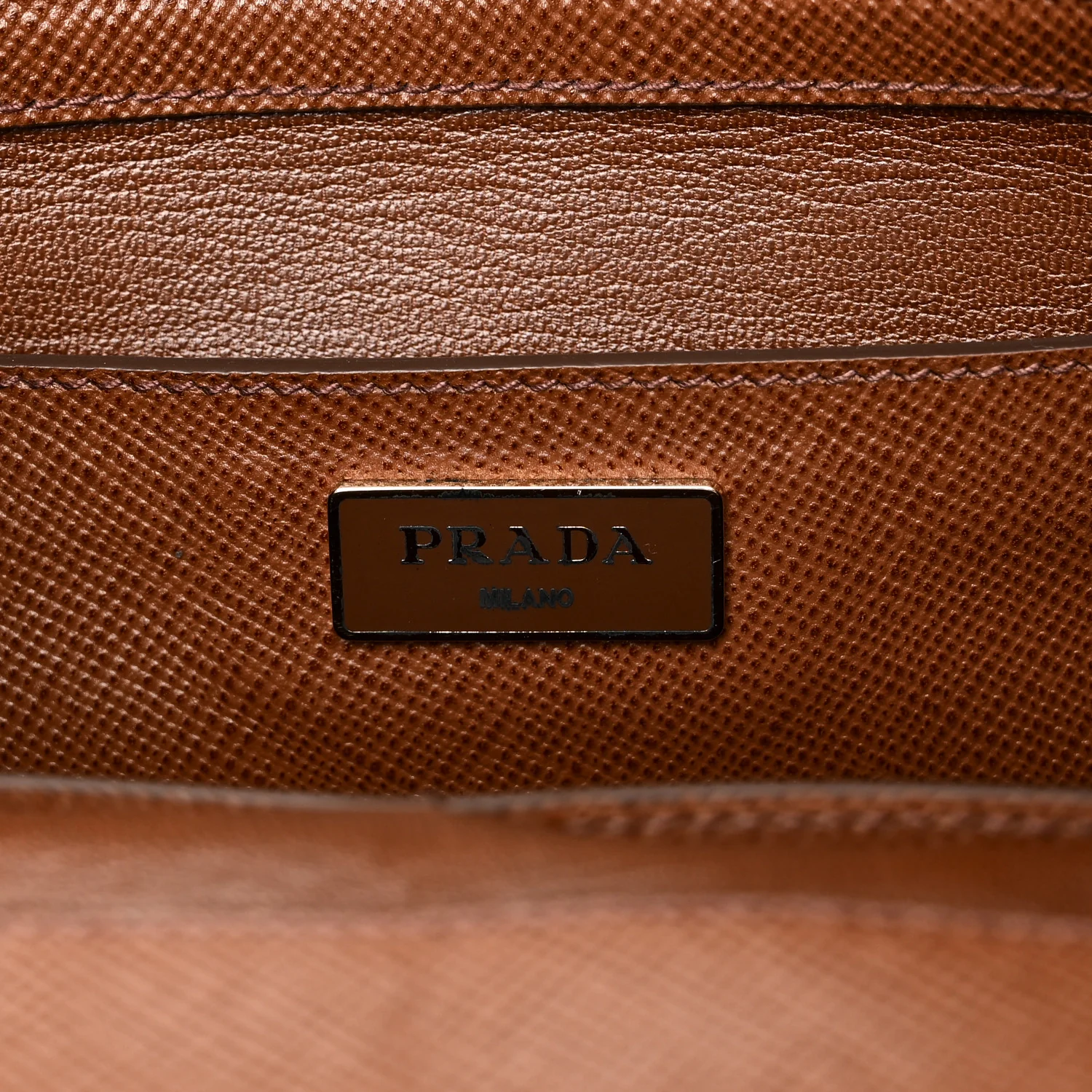 Saffiano Cuir Top Handle Dome Tote Palissandro - Image 6
