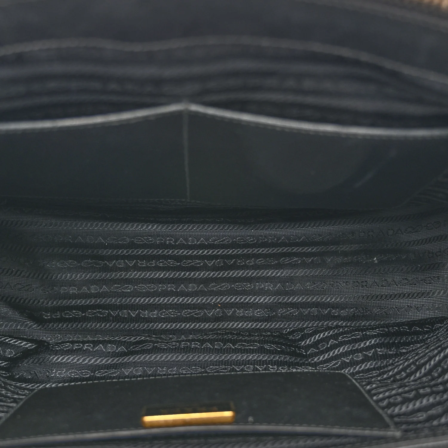 Saffiano Lux Medium Galleria Double Zip Tote Black - Image 5