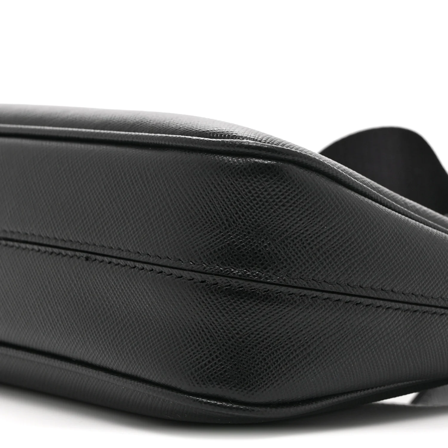 Saffiano Lux Re-Edition 2005 Shoulder Bag Black - Image 10