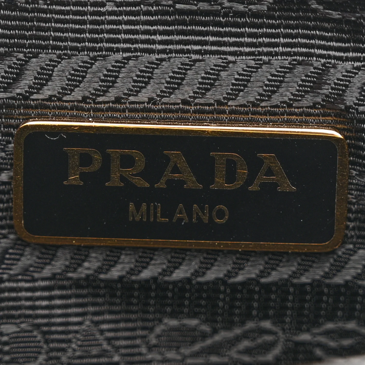 Saffiano Lux Re-Edition 2005 Shoulder Bag Black - Image 6
