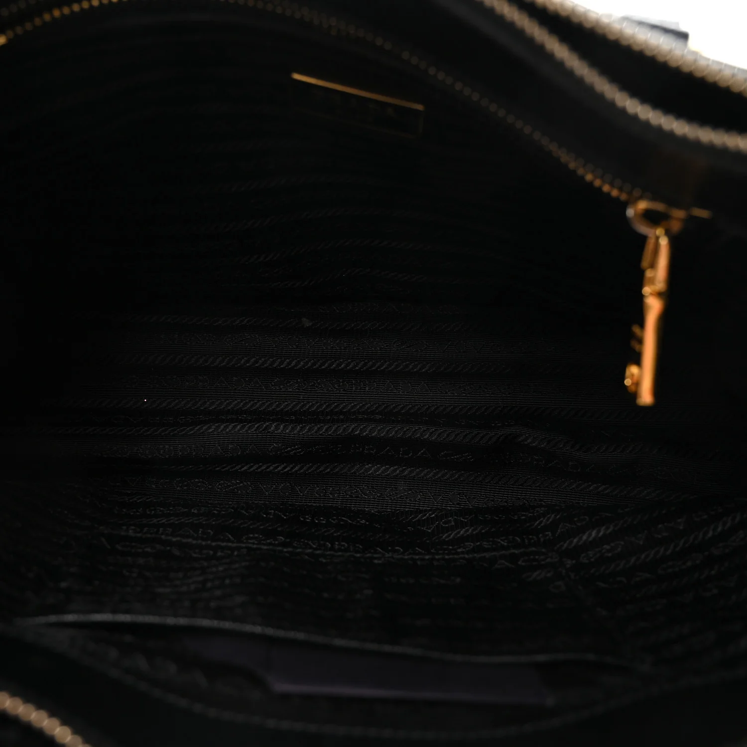 Saffiano Lux Small Galleria Double Zip Tote Black - Image 5