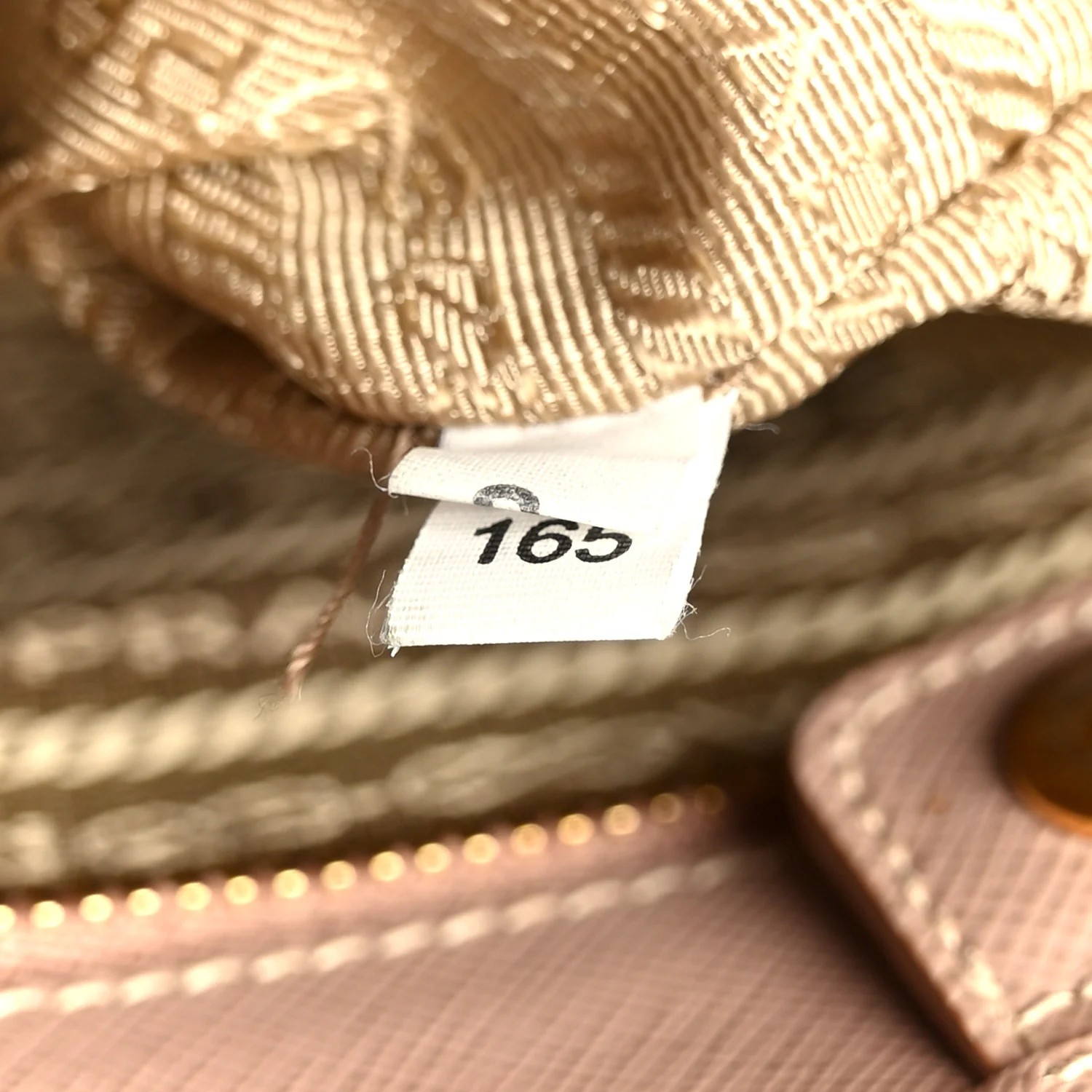 Saffiano Medium Galleria Double Zip Tote Cammeo - Image 7