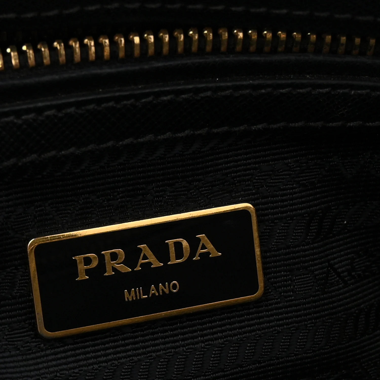 Saffiano Small Galleria Double Zip Tote Black - Image 6