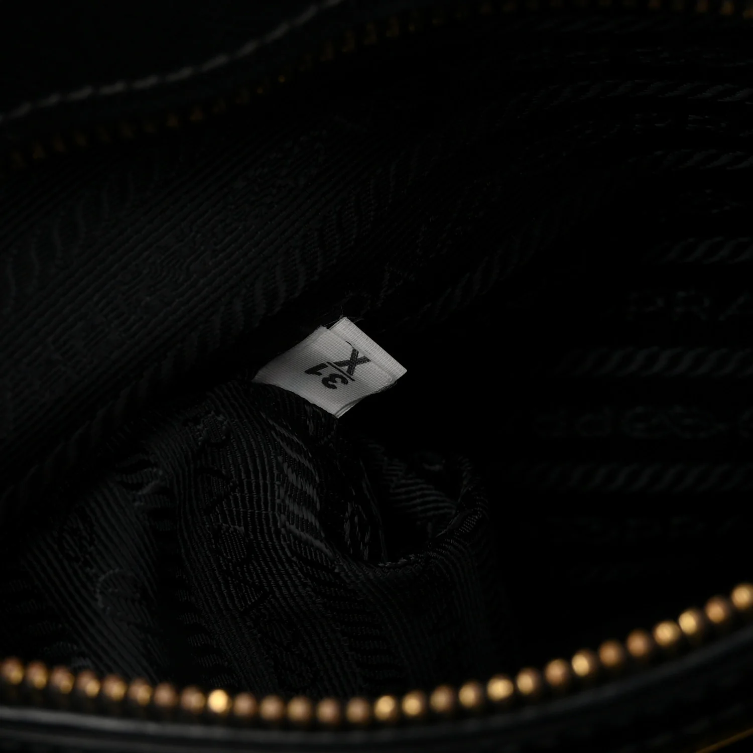 Saffiano Small Galleria Double Zip Tote Black - Image 7