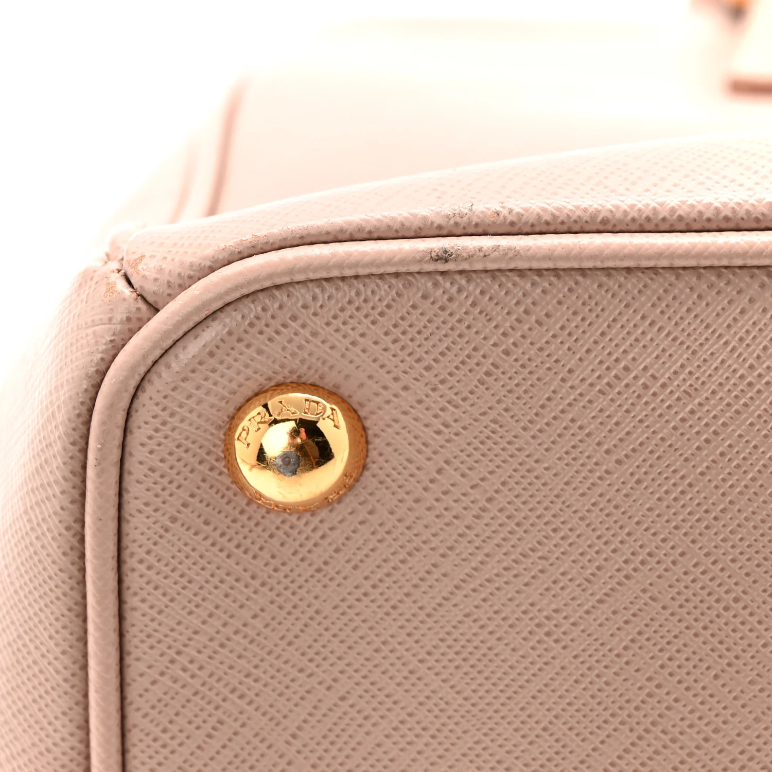 Saffiano Small Galleria Double Zip Tote Cammeo - Image 11