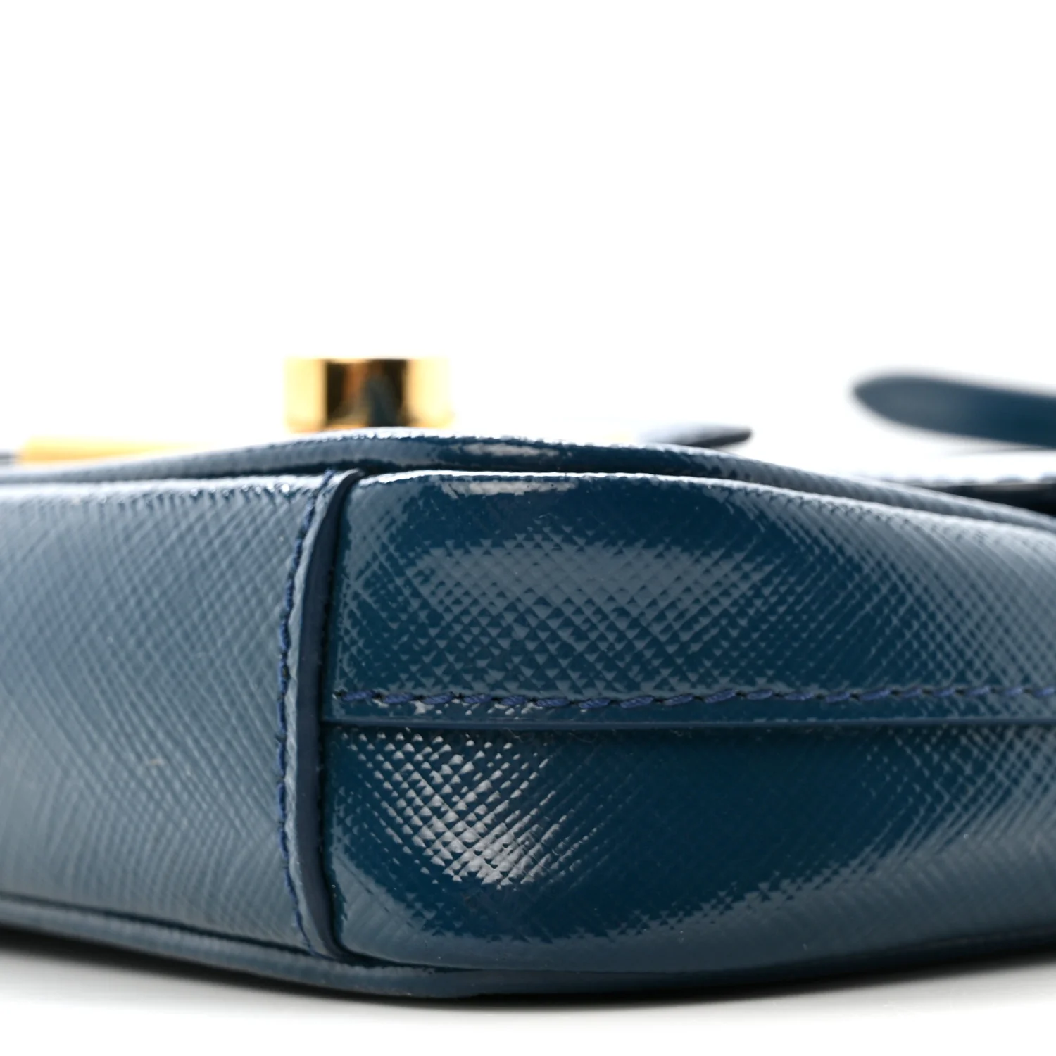 Saffiano Vernice Lock Flap Chain Bag Azzurro - Image 9
