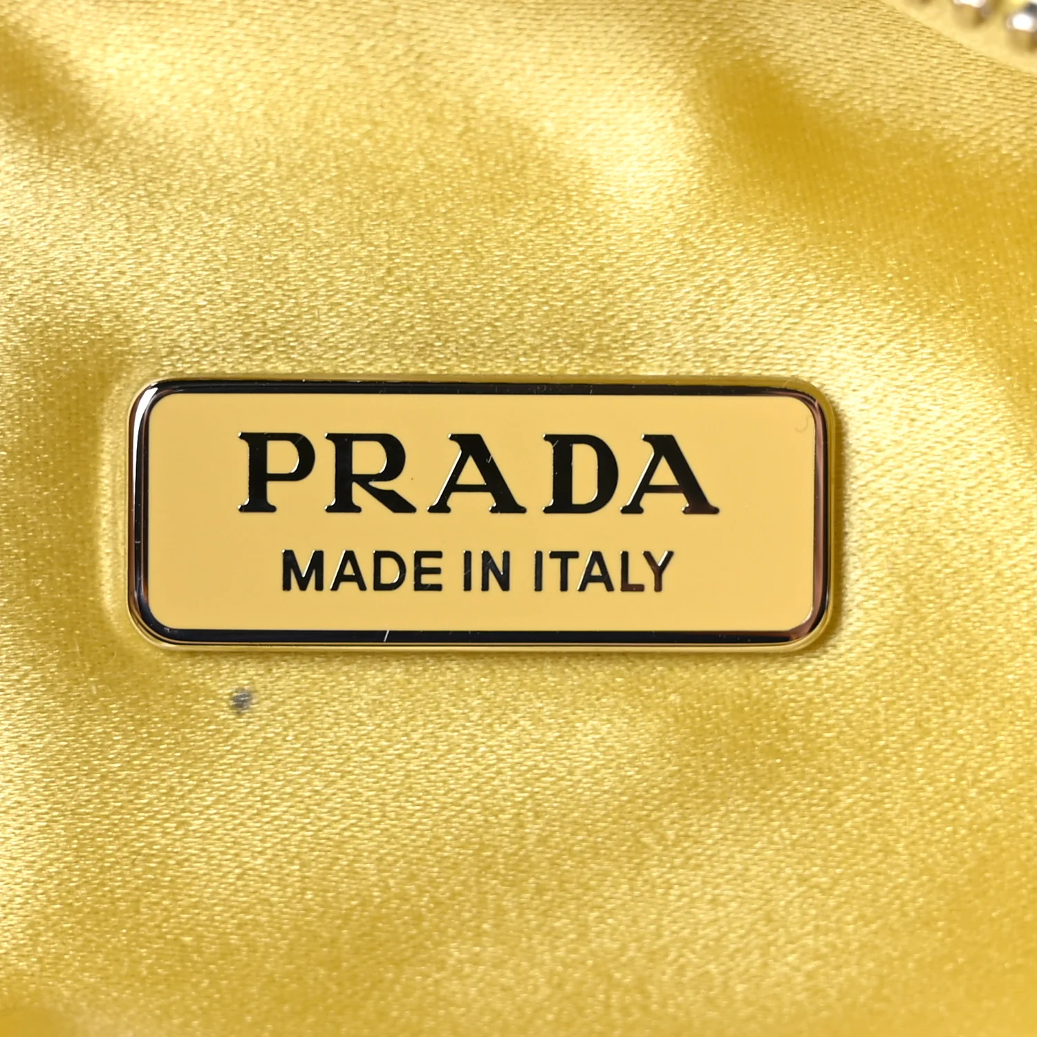 Satin Crystal Triangle Pouch Ananas - Image 6