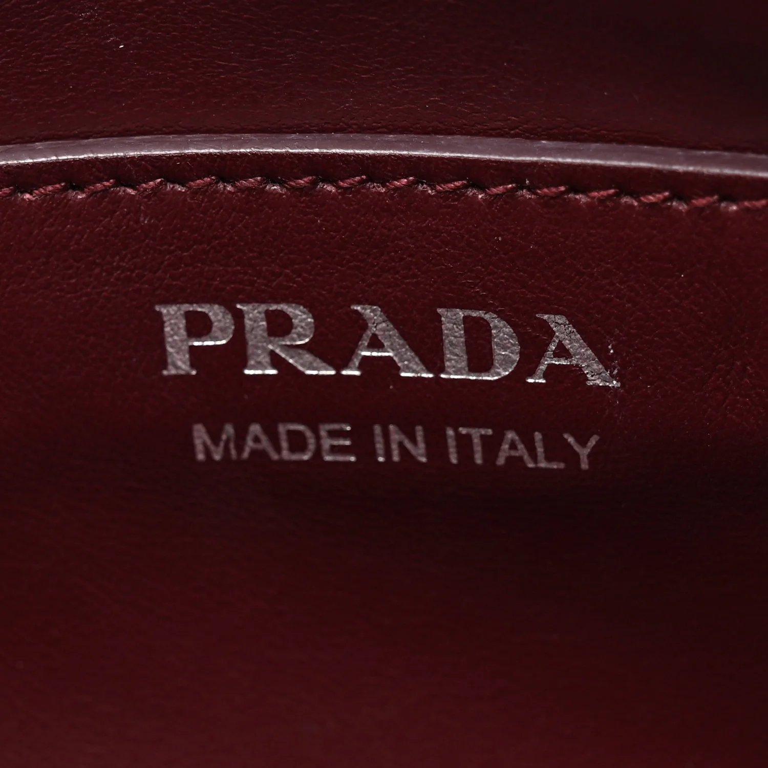 Soft Calfskin Impunture Diagramme Small Camera Bag Granato - Image 6
