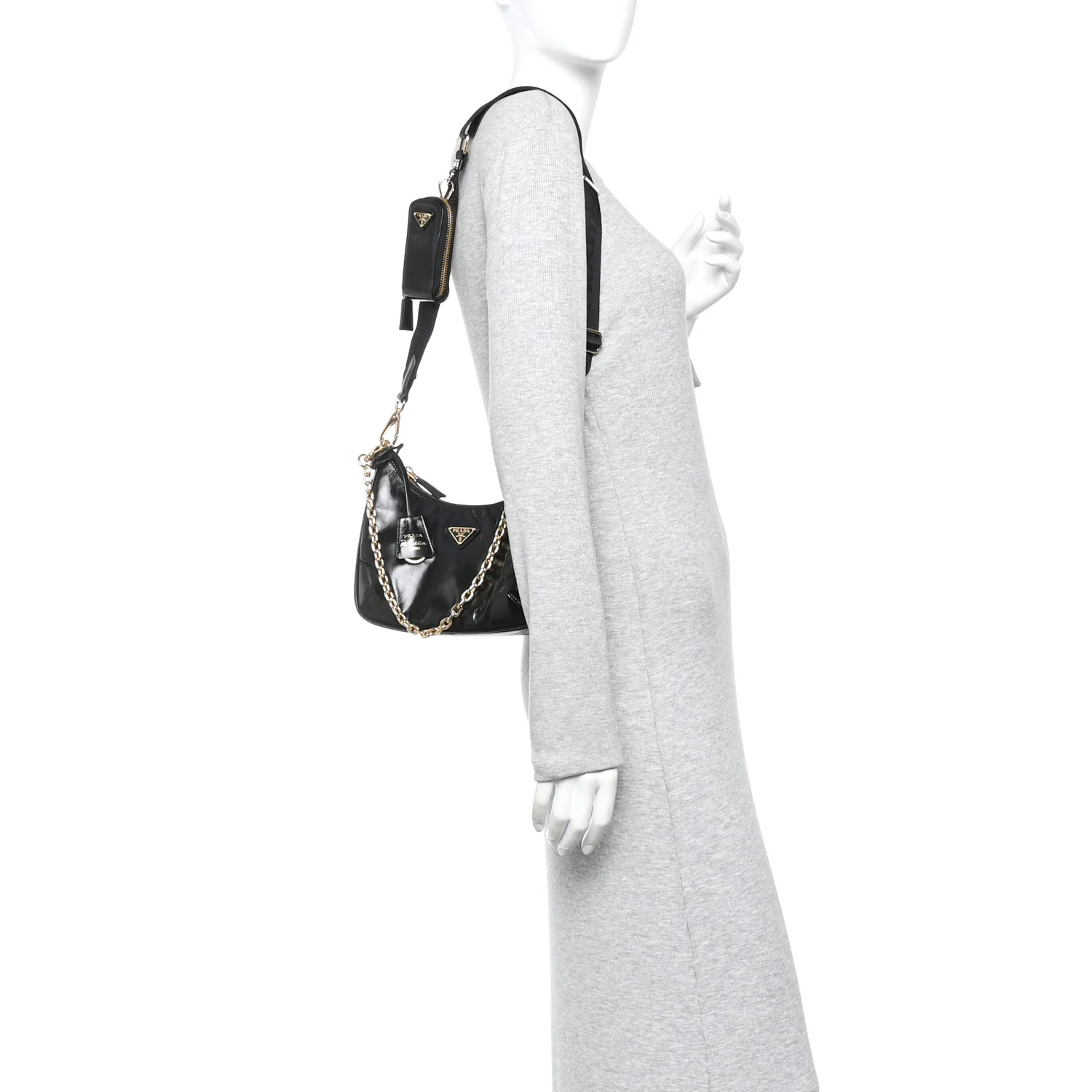 Soft Lux Calfskin Re-Edition 2005 Shoulder Bag Black - Image 2